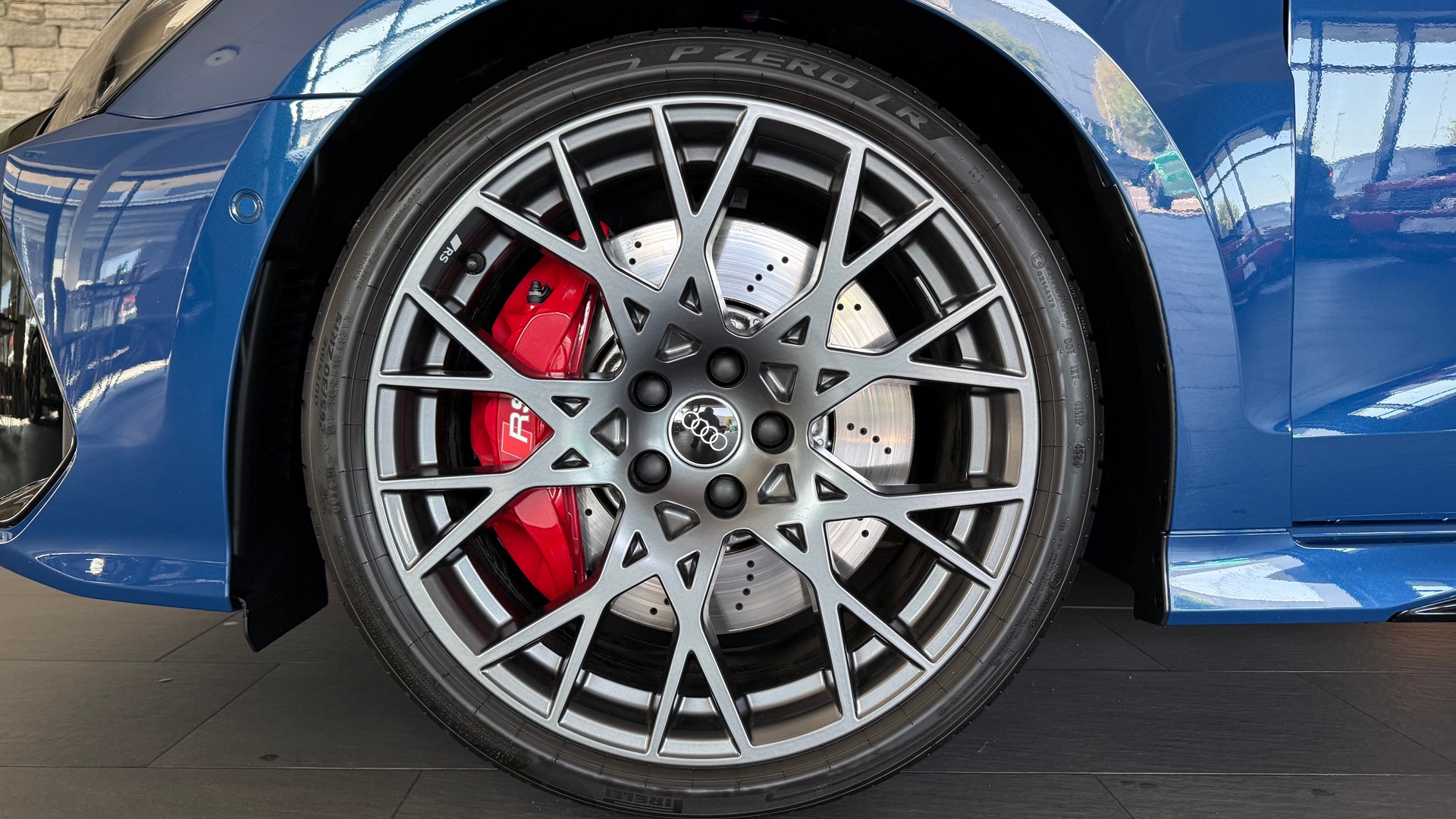 AUDI RS3 Sportback 2.5 TSI quattro S-tronic "Ascariblaumetallic"-image-26