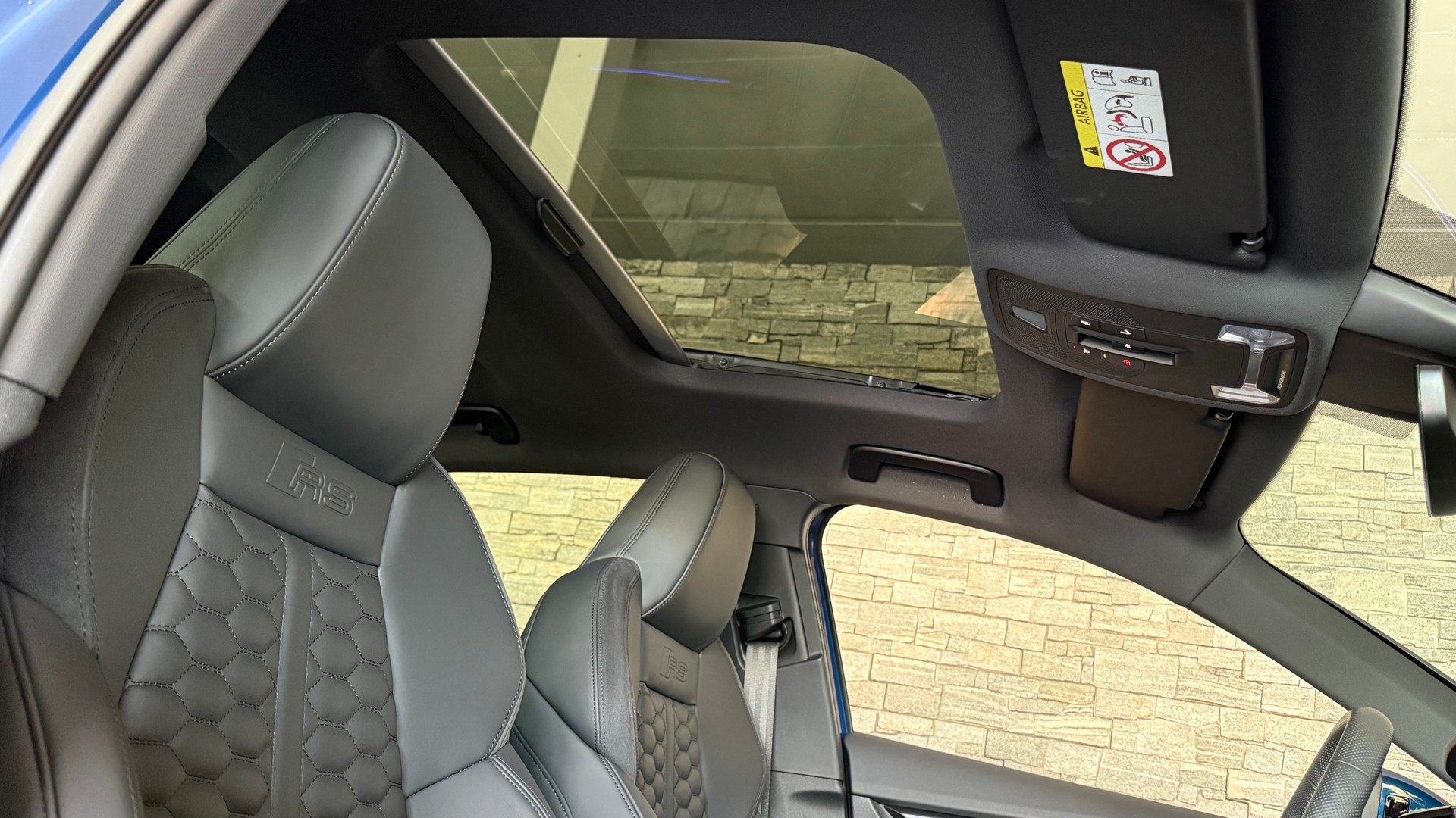 AUDI RS3 Sportback 2.5 TSI quattro S-tronic "Ascariblaumetallic"-image-20