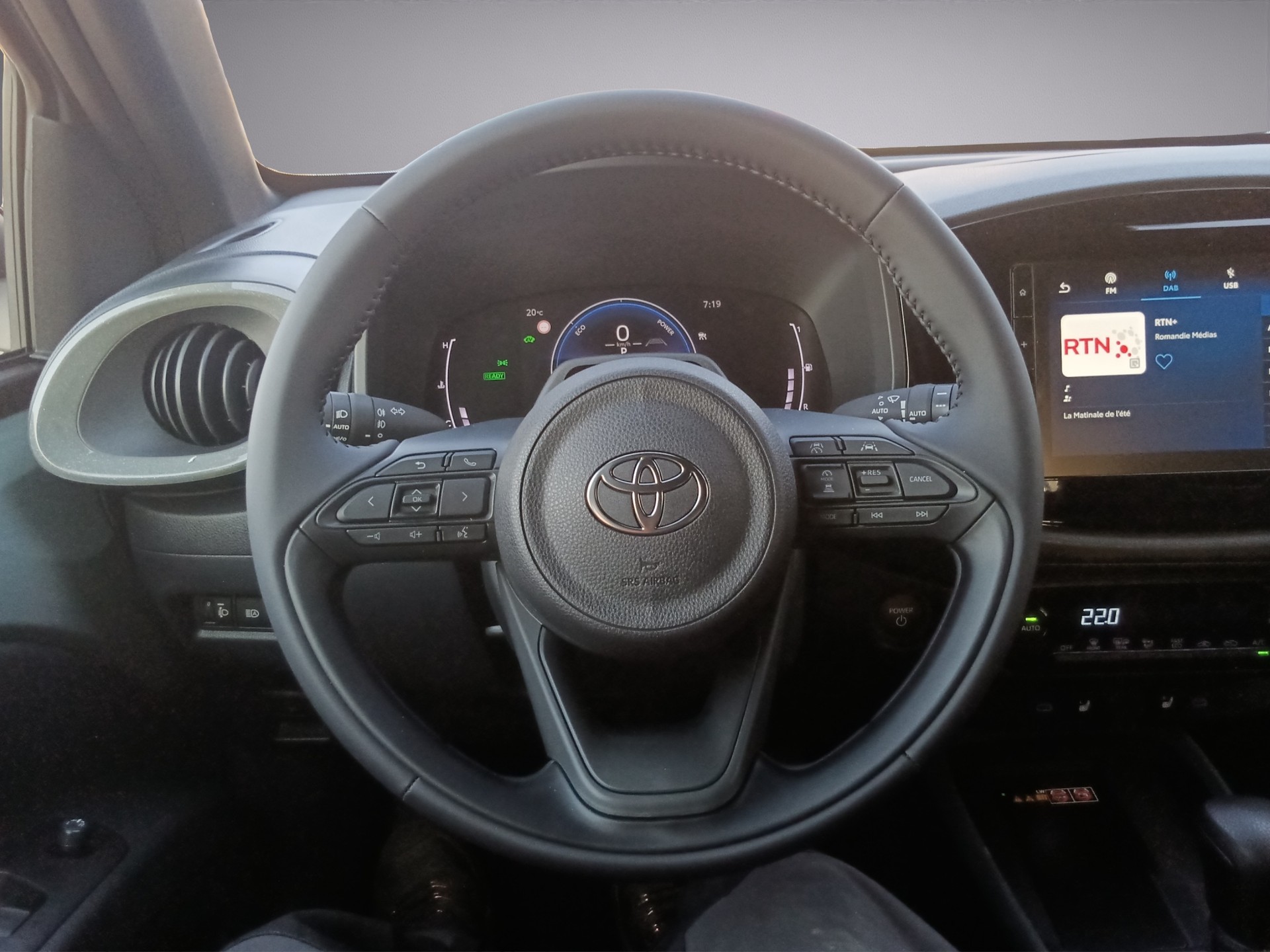 TOYOTA Aygo X 1.5 VVT-i HSD Trend-image-9