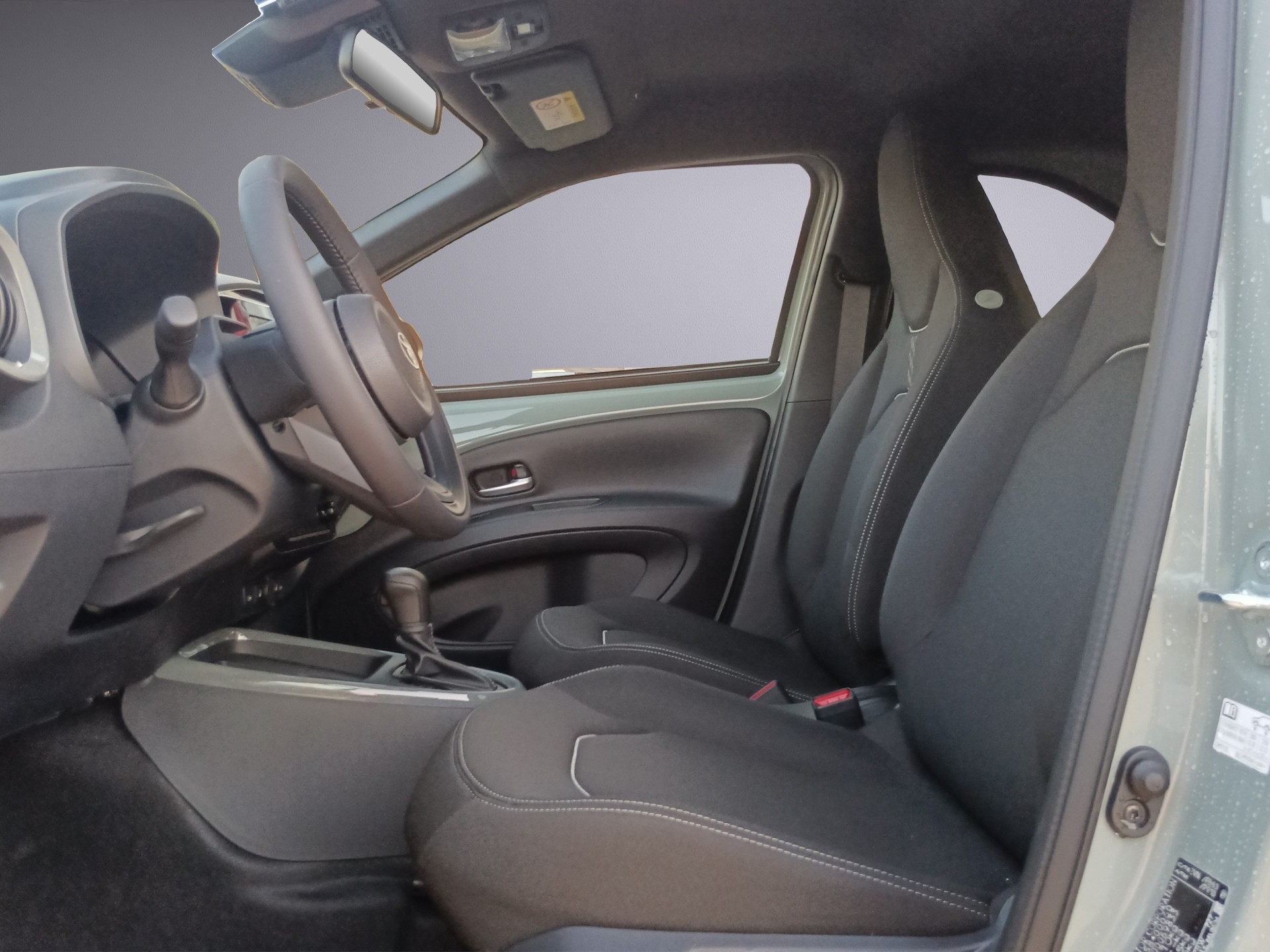TOYOTA Aygo X 1.5 VVT-i HSD Trend-image-8