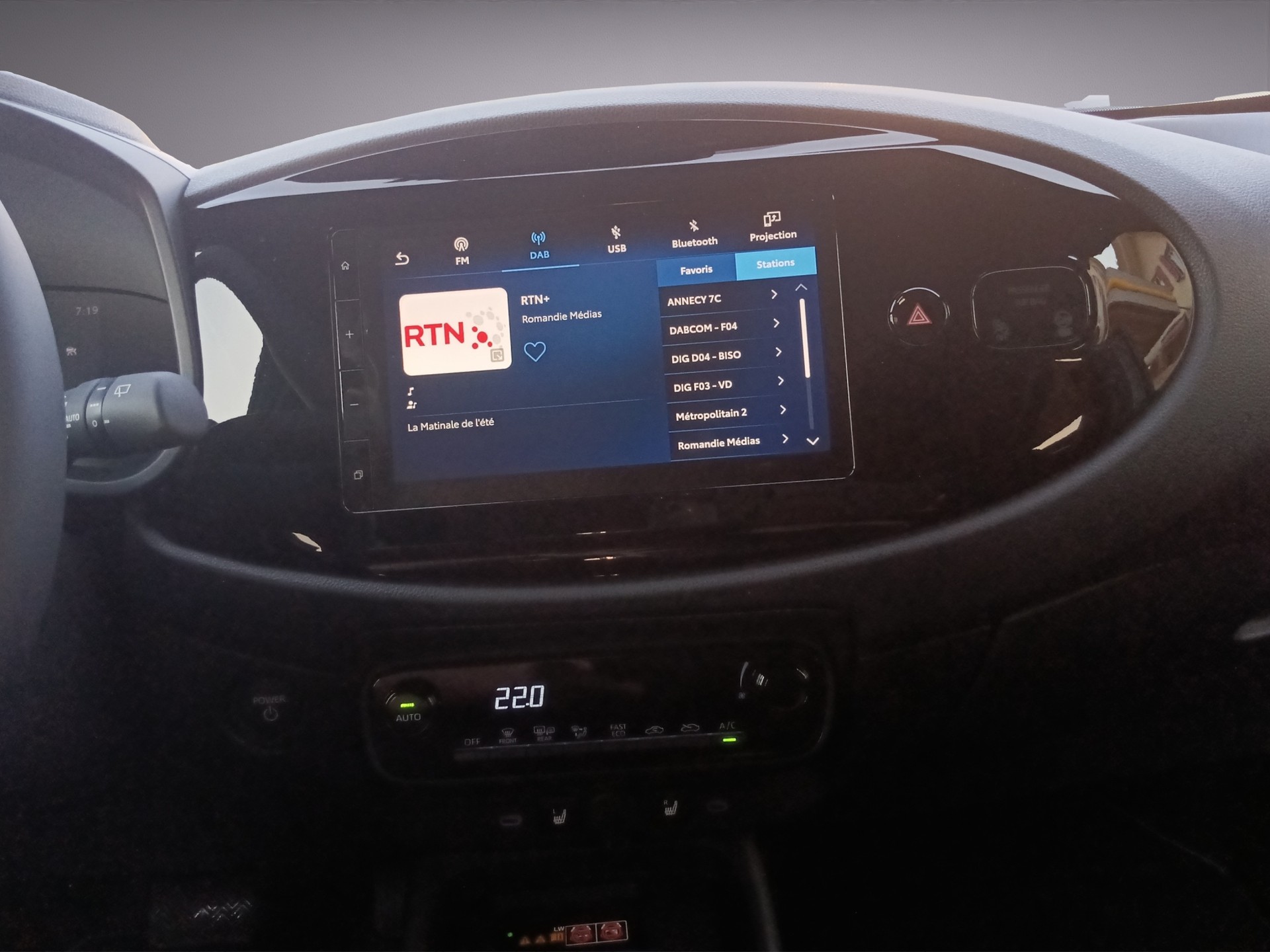 TOYOTA Aygo X 1.5 VVT-i HSD Trend-image-12