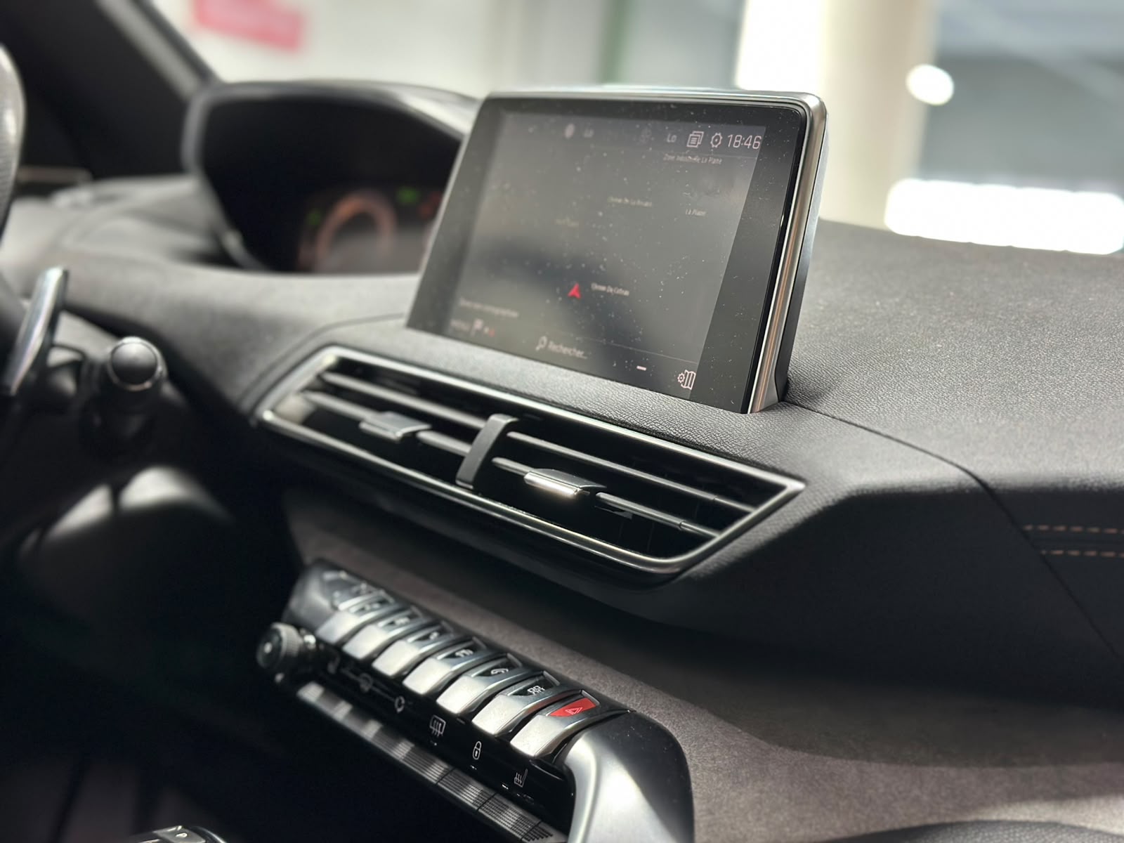 PEUGEOT 5008 2.0 BlueHDi GT EAT-image-10
