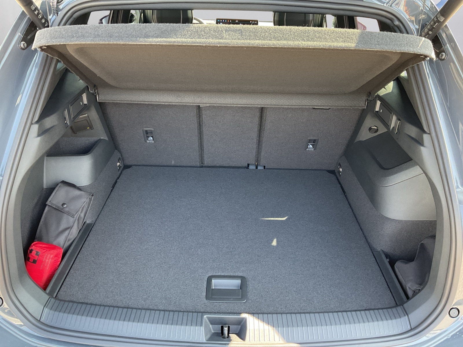 VW Tiguan 2.0 TSI DSG R-Line Plus 4Motion-image-11