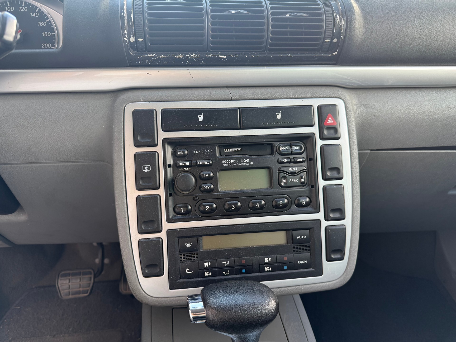 FORD Galaxy 1.9 TDi Ambiente-image-4