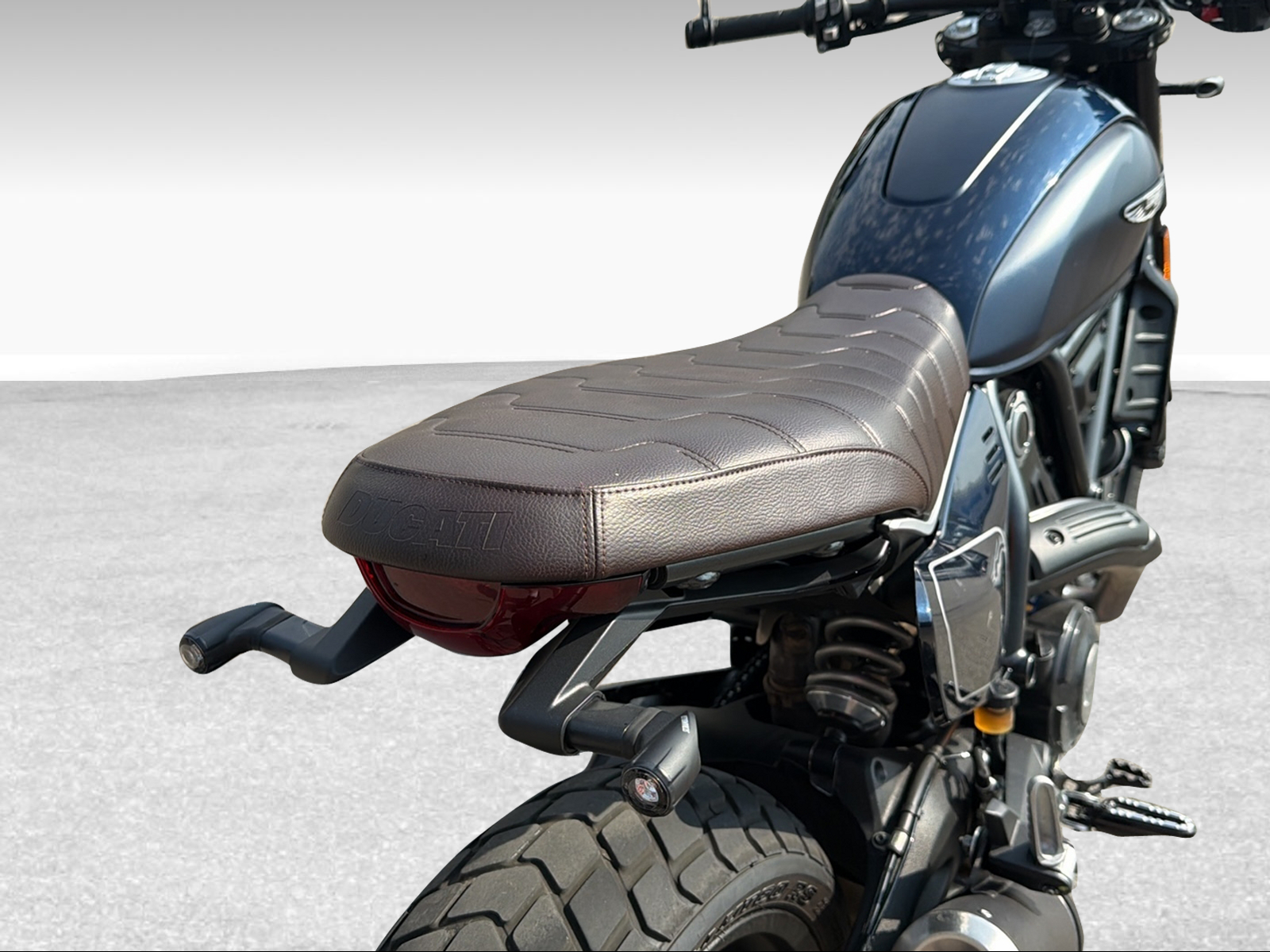 DUCATI 803 Scrambler Nightshift ABS-image-8