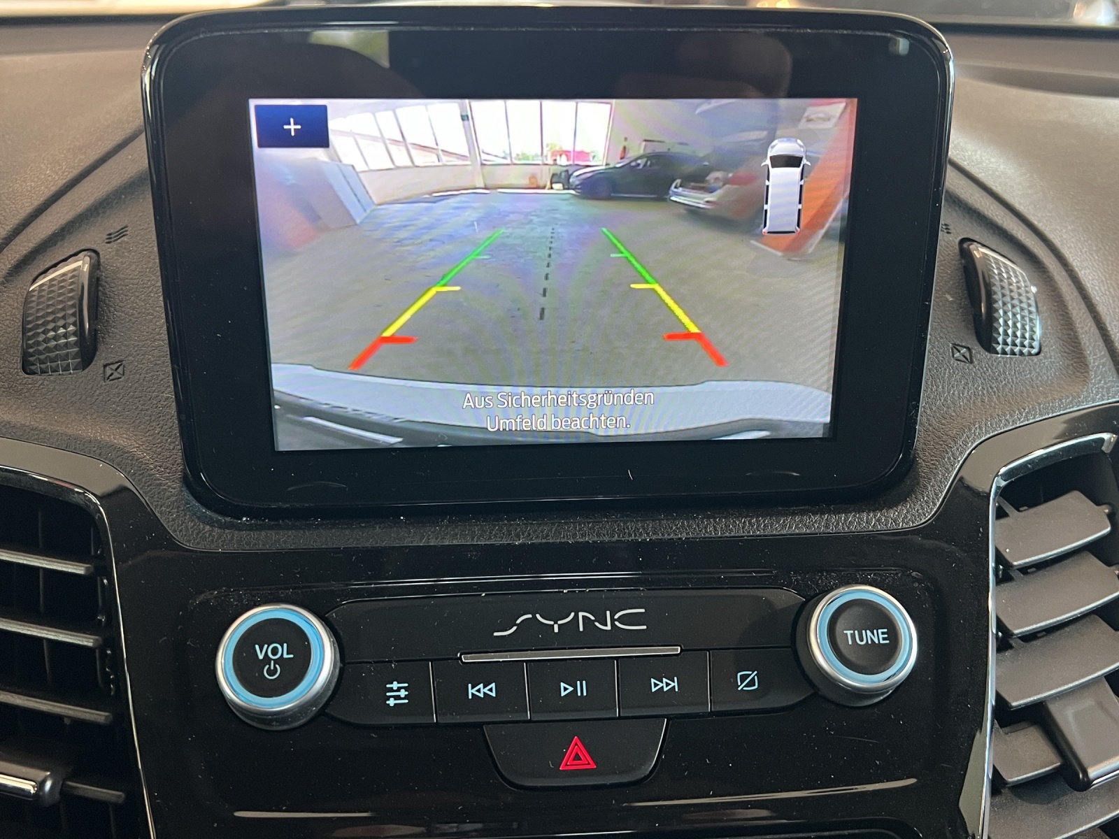 FORD Grand Tourneo Connect 1.5 EcoBlue Titanium-image-12