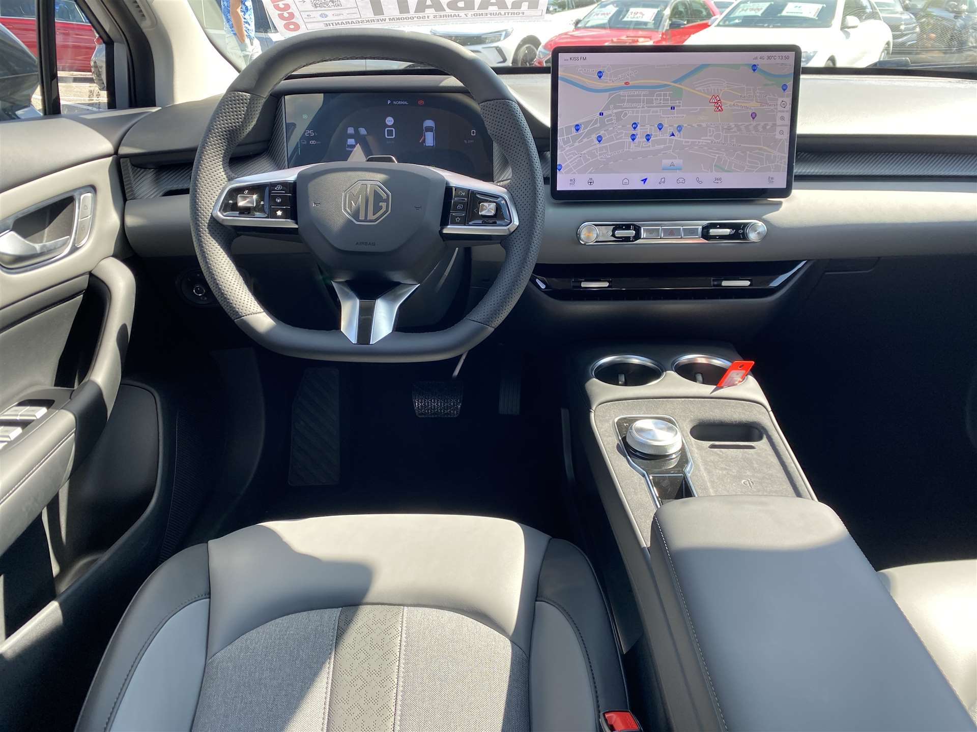 MG 4 EV 64kWh Premium Facelift Automat-image-7