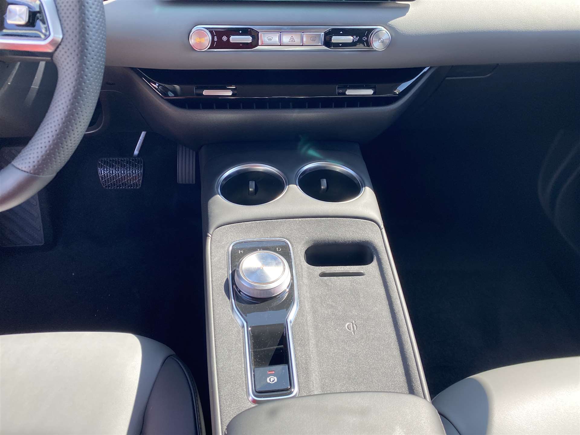 MG 4 EV 64kWh Premium Facelift Automat-image-6