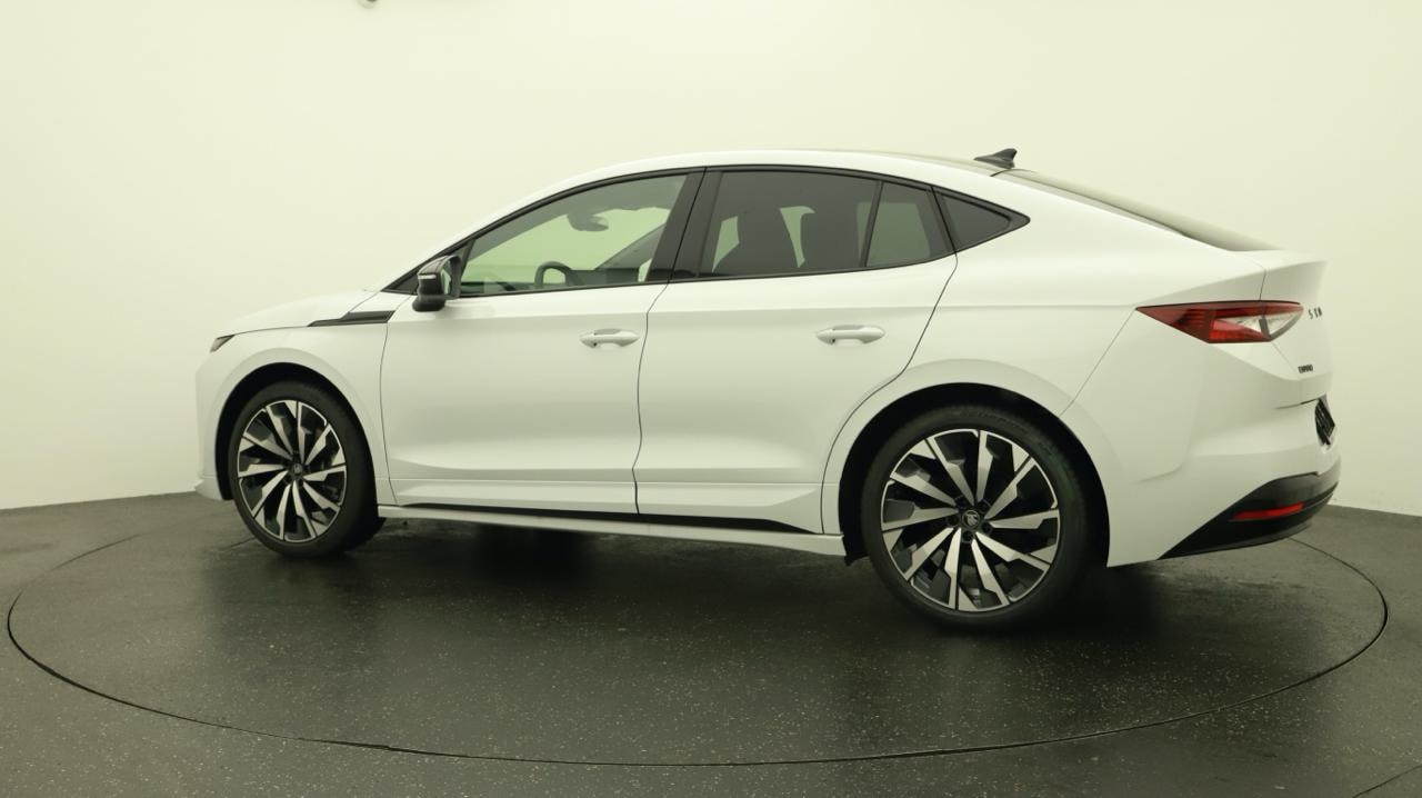 SKODA Enyaq Coupé Sportline 4x4-image-2