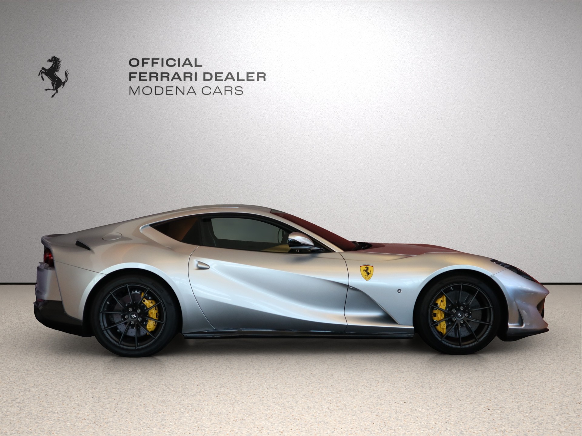 FERRARI 812 Superfast Tailormade-image-14