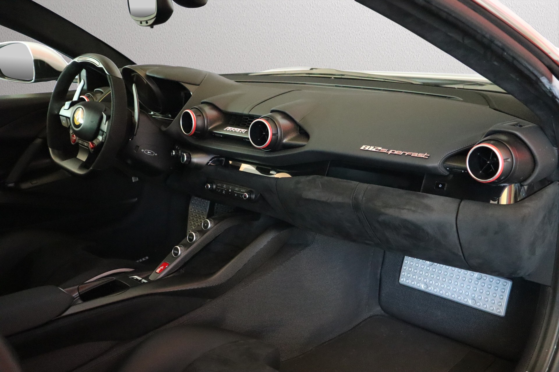 FERRARI 812 Superfast Tailormade-image-18
