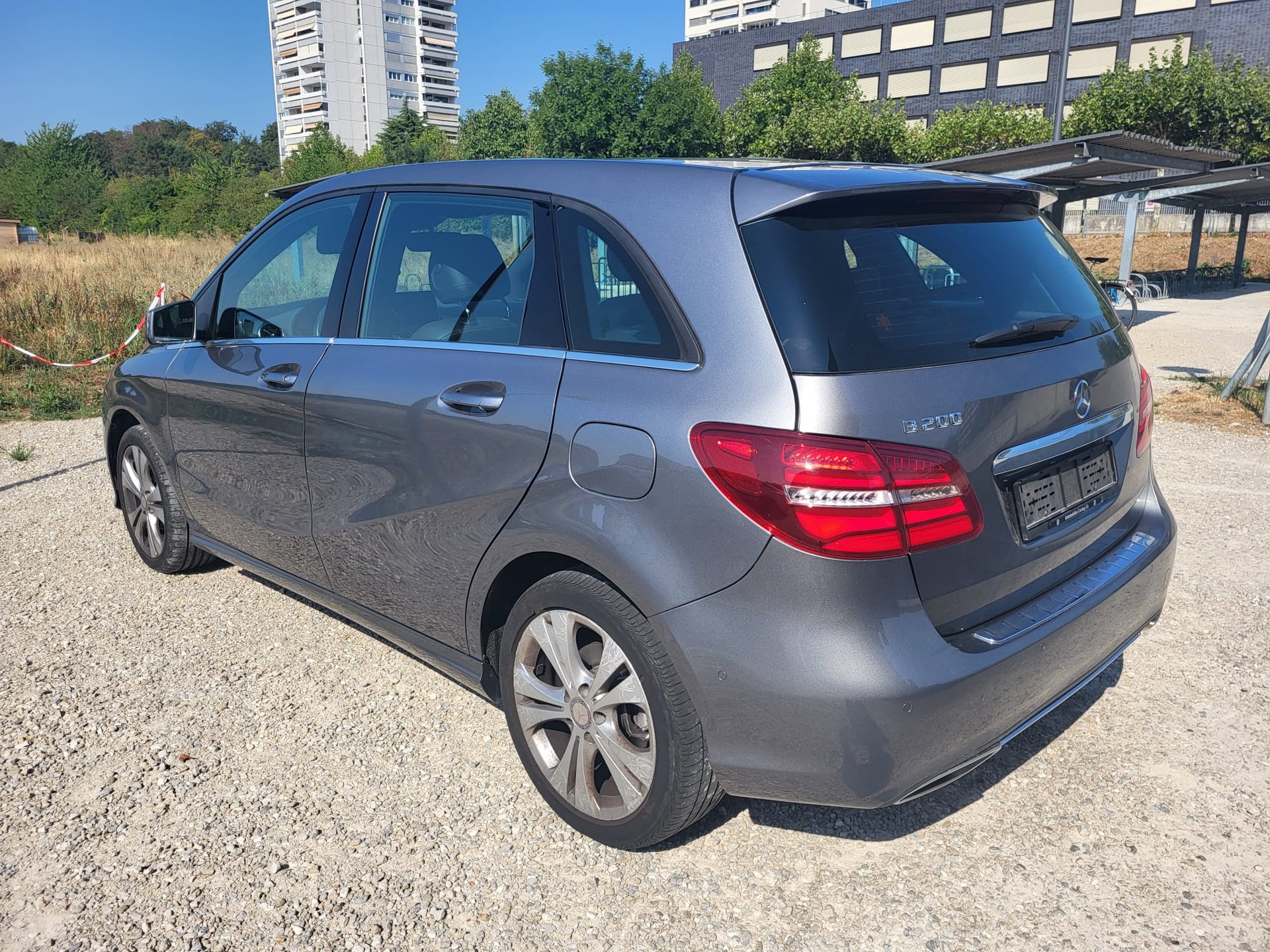 MERCEDES-BENZ B 200 Urban 7G-DCT-image-3