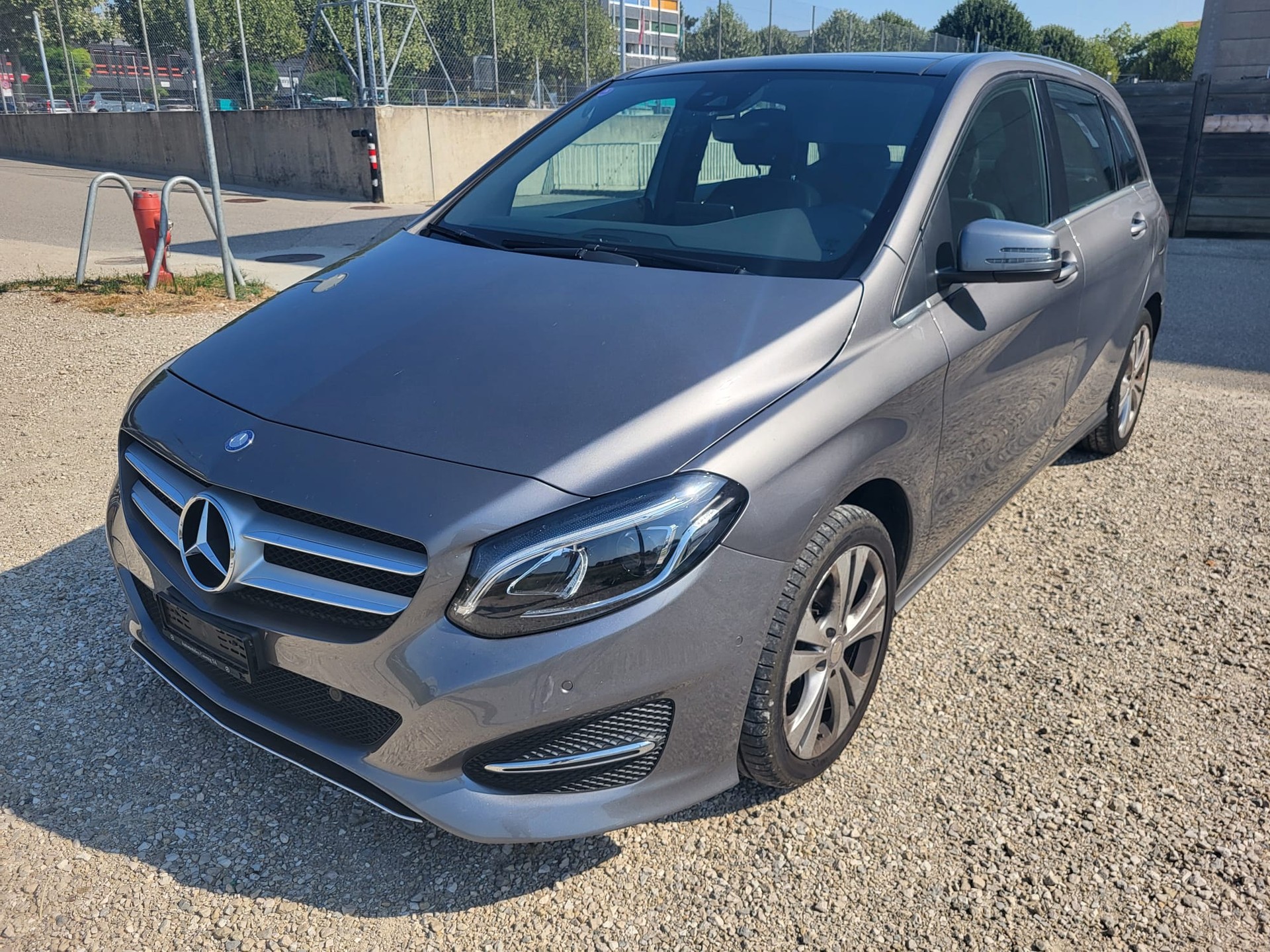 MERCEDES-BENZ B 200 Urban 7G-DCT-image-0