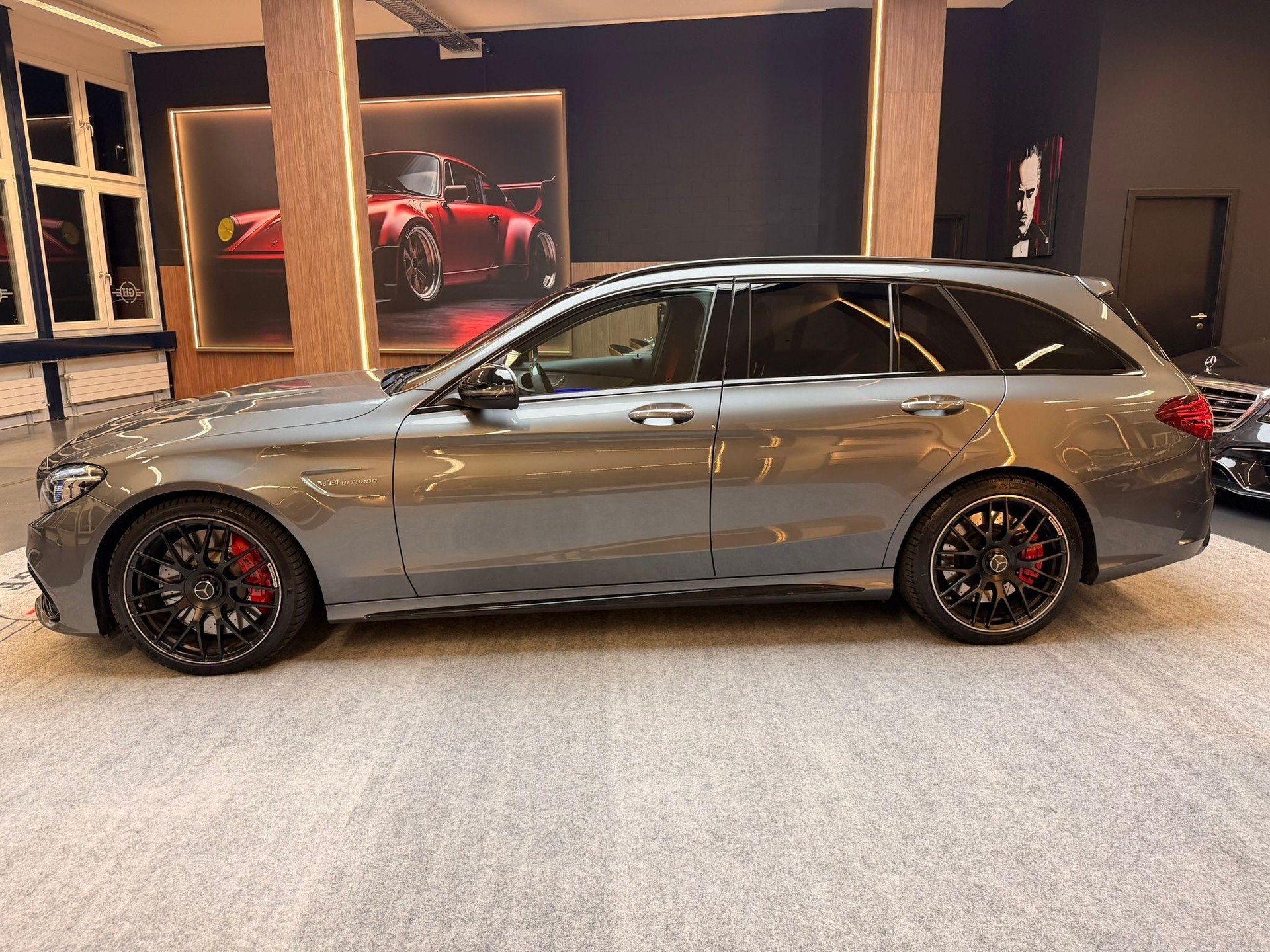 MERCEDES-BENZ C 63 S AMG Kombi-image-4