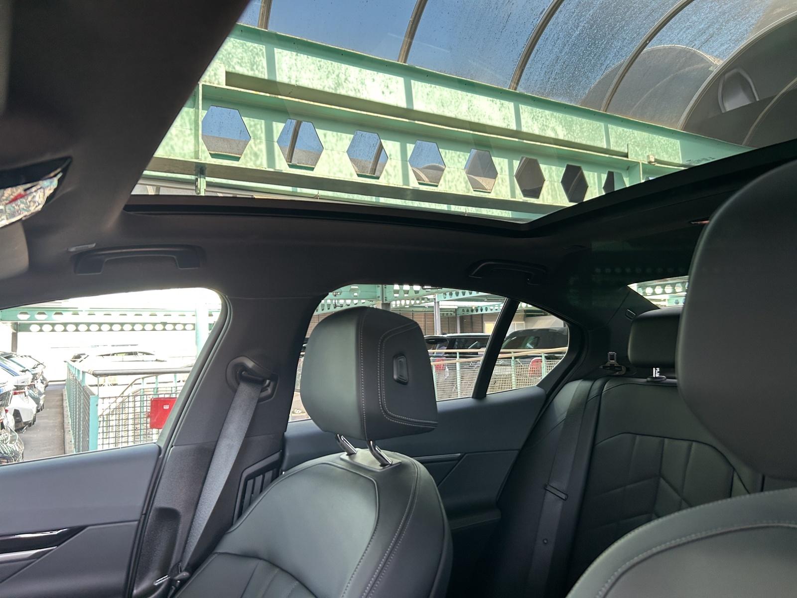 BMW 540d xDrive-image-13