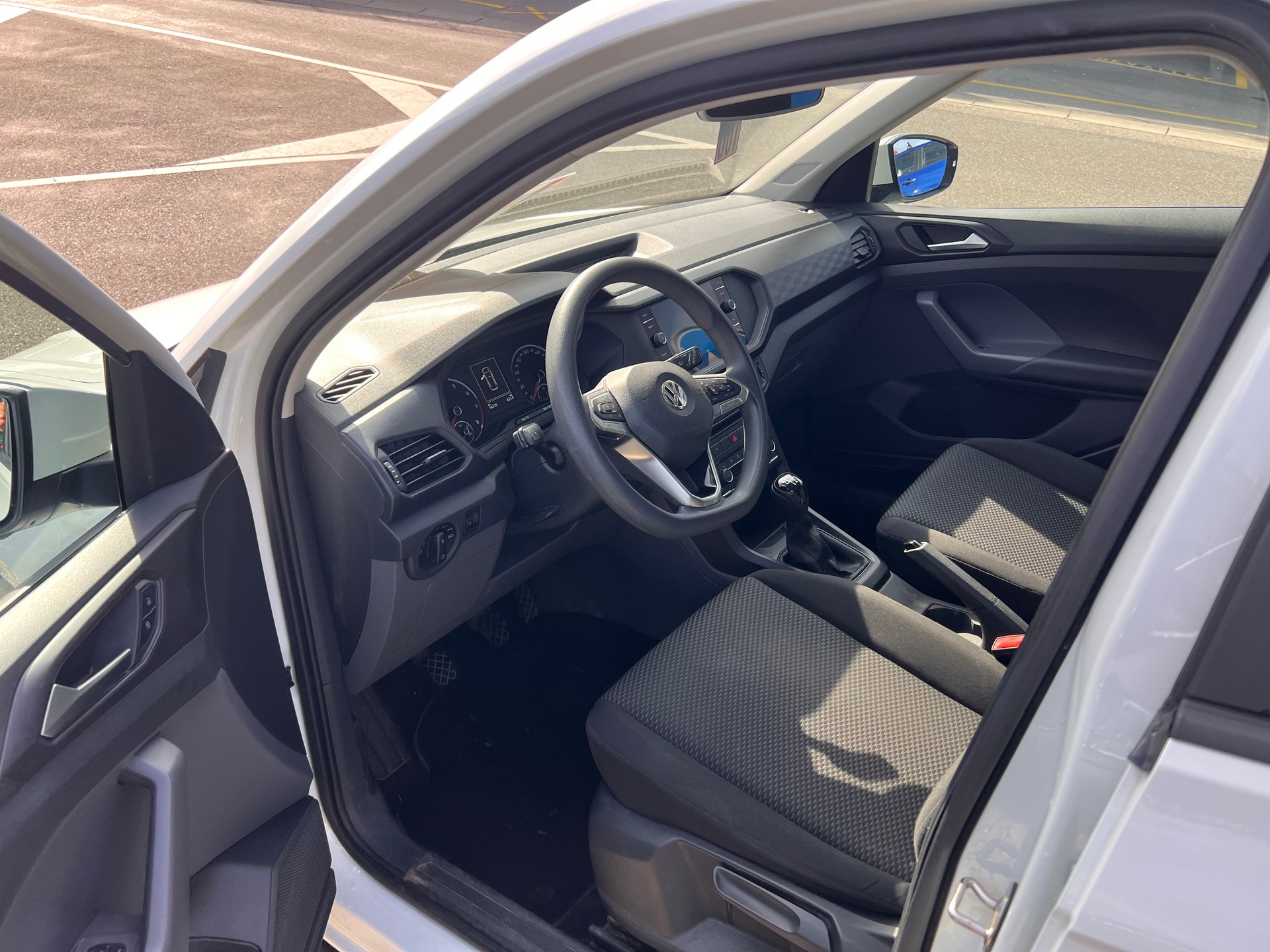 VW T-Cross 1.0 TSI-image-9