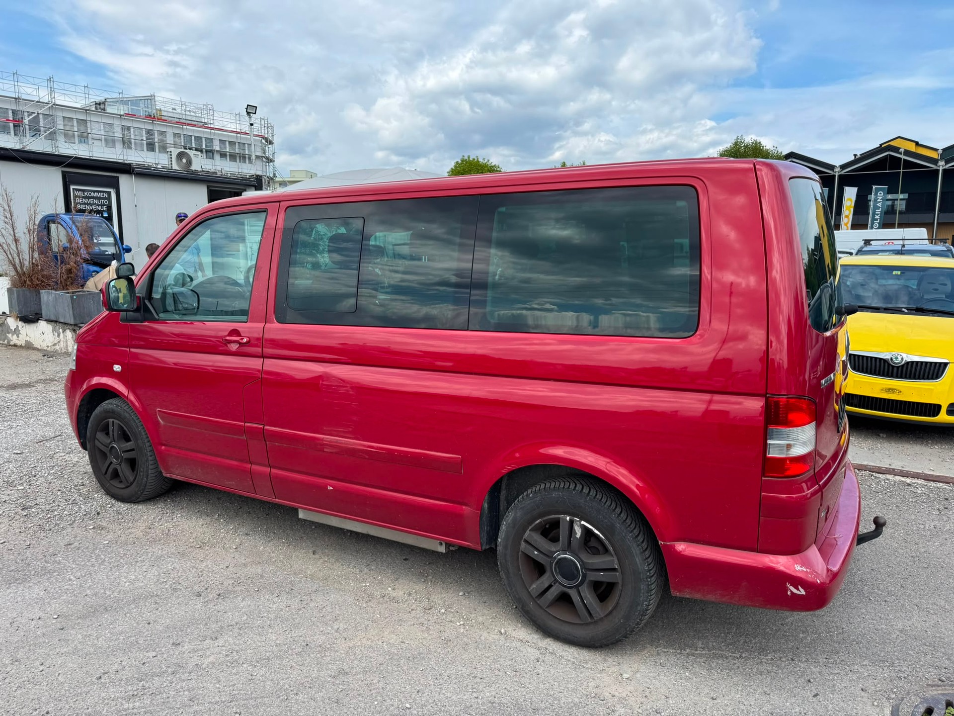 VW T5 Multivan Startline 2.5 TDI Tiptronic-image-2