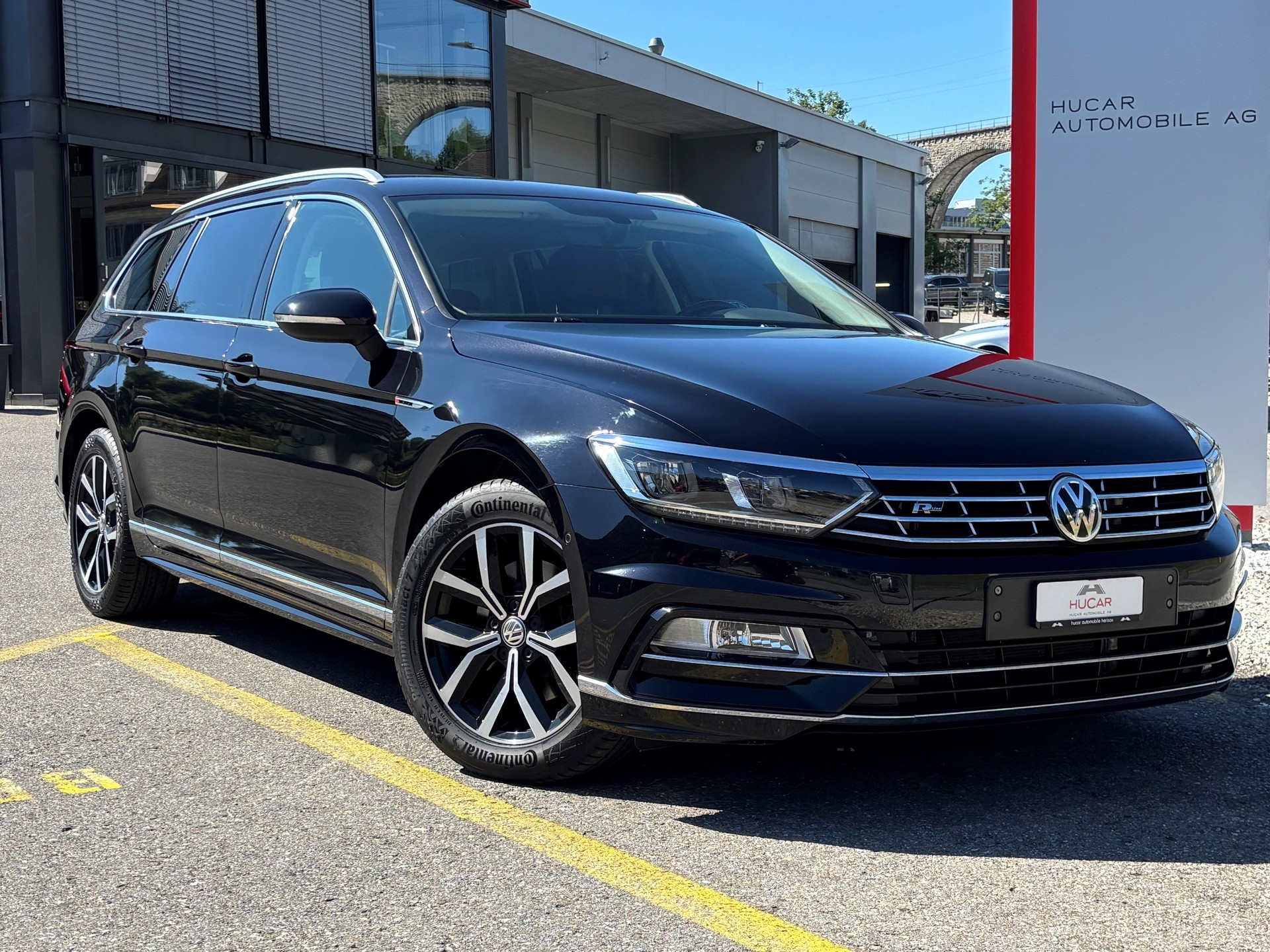 VW Passat Var. 2.0 TDI DSG 4Motion R-Line-image-0