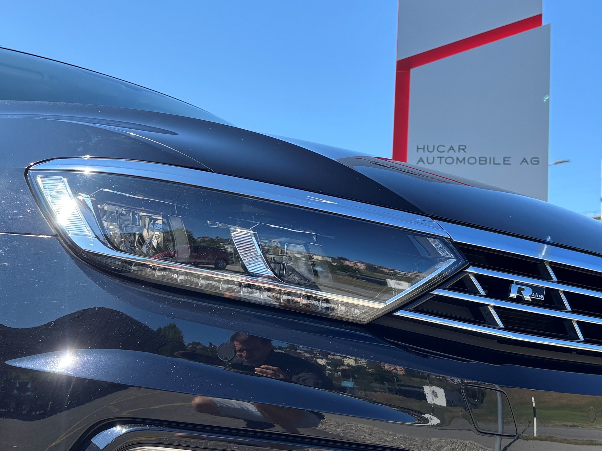 VW Passat Var. 2.0 TDI DSG 4Motion R-Line-image-3