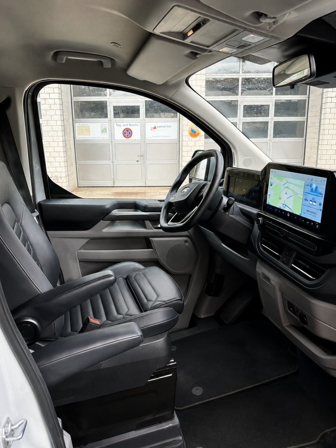 FORD Ford Tourneo Custom Titanium 4x4 sehr gepflegt mit Garantie-image-3