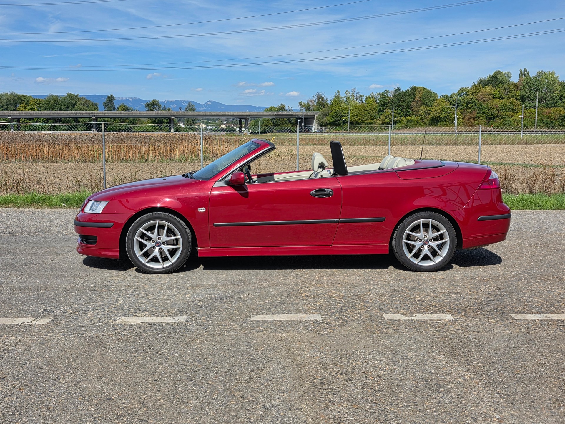 SAAB 9-3 2.0 Linear Anniversary Cabriolet 196ps-image-1