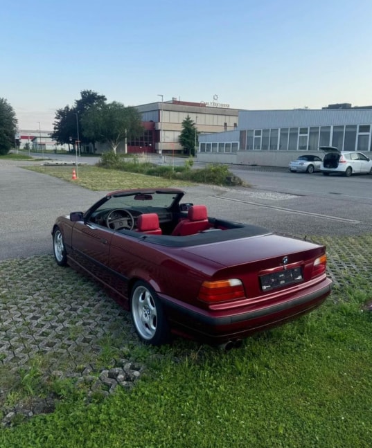 BMW 325-image-0