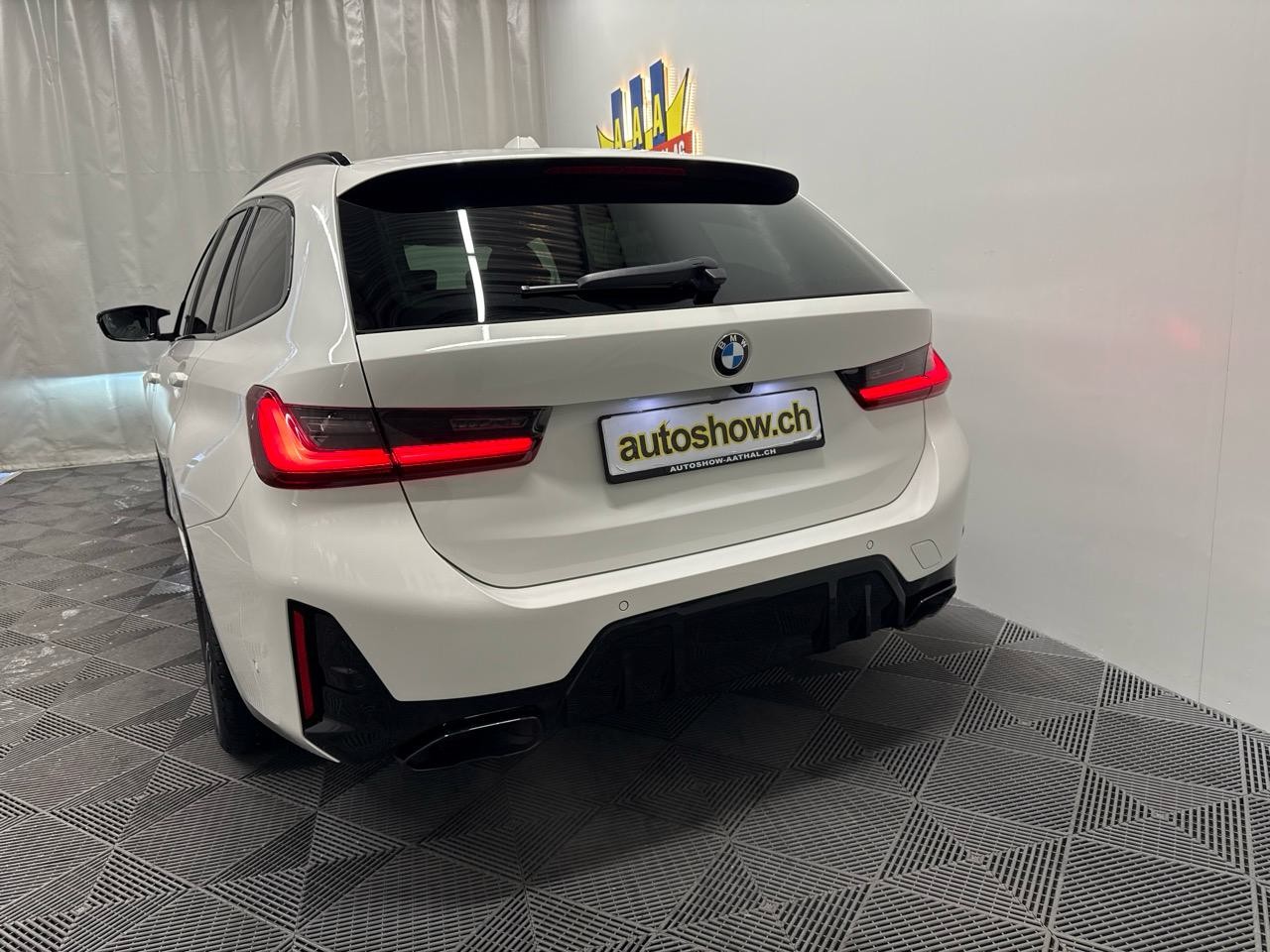 BMW M340d xDrive 48V Touring Steptronic M Sport Pro-image-14