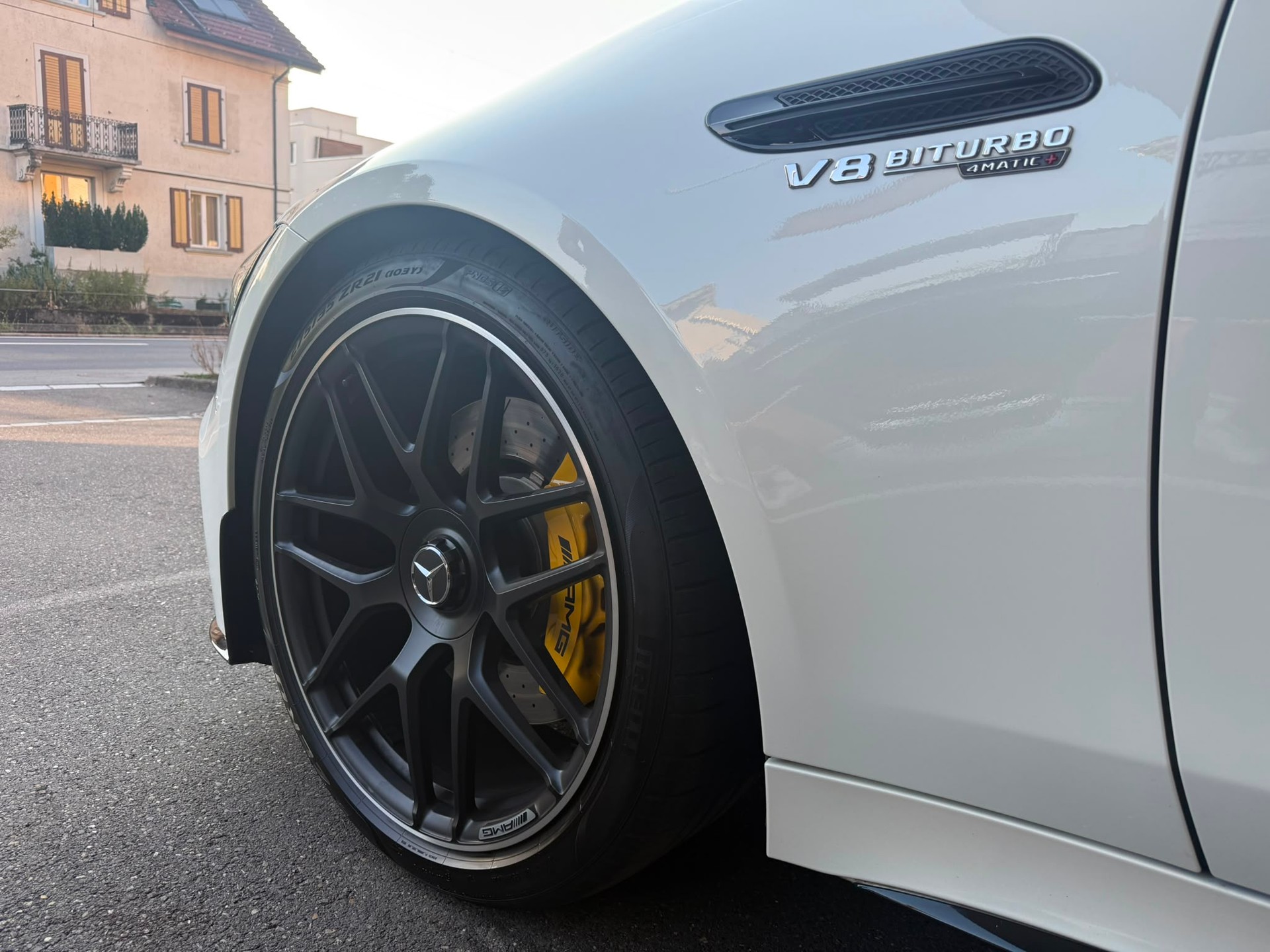 MERCEDES-BENZ AMG GT 4 63 S 4Matic+ *Aero Dynamik Paket* *Burmester* *CH-Fahrzeug* Speedshift MCT-image-28