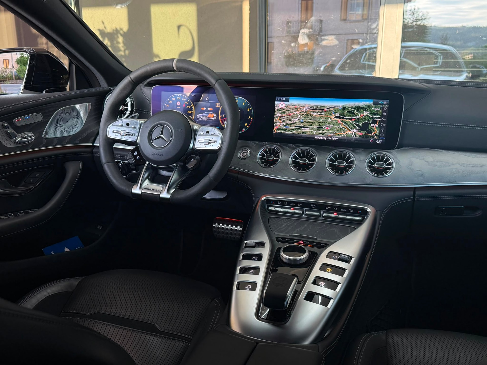 MERCEDES-BENZ AMG GT 4 63 S 4Matic+ *Aero Dynamik Paket* *Burmester* *CH-Fahrzeug* Speedshift MCT-image-24