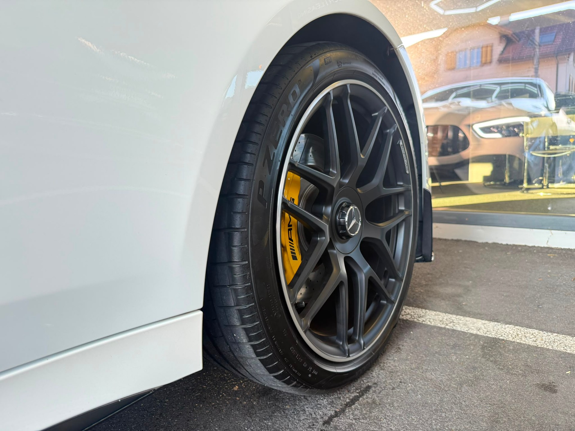MERCEDES-BENZ AMG GT 4 63 S 4Matic+ *Aero Dynamik Paket* *Burmester* *CH-Fahrzeug* Speedshift MCT-image-5