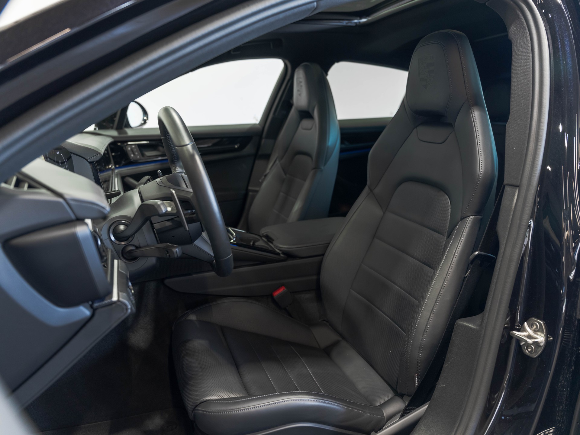 PORSCHE Panamera 2.9 V6 4 E-Hybrid-image-17