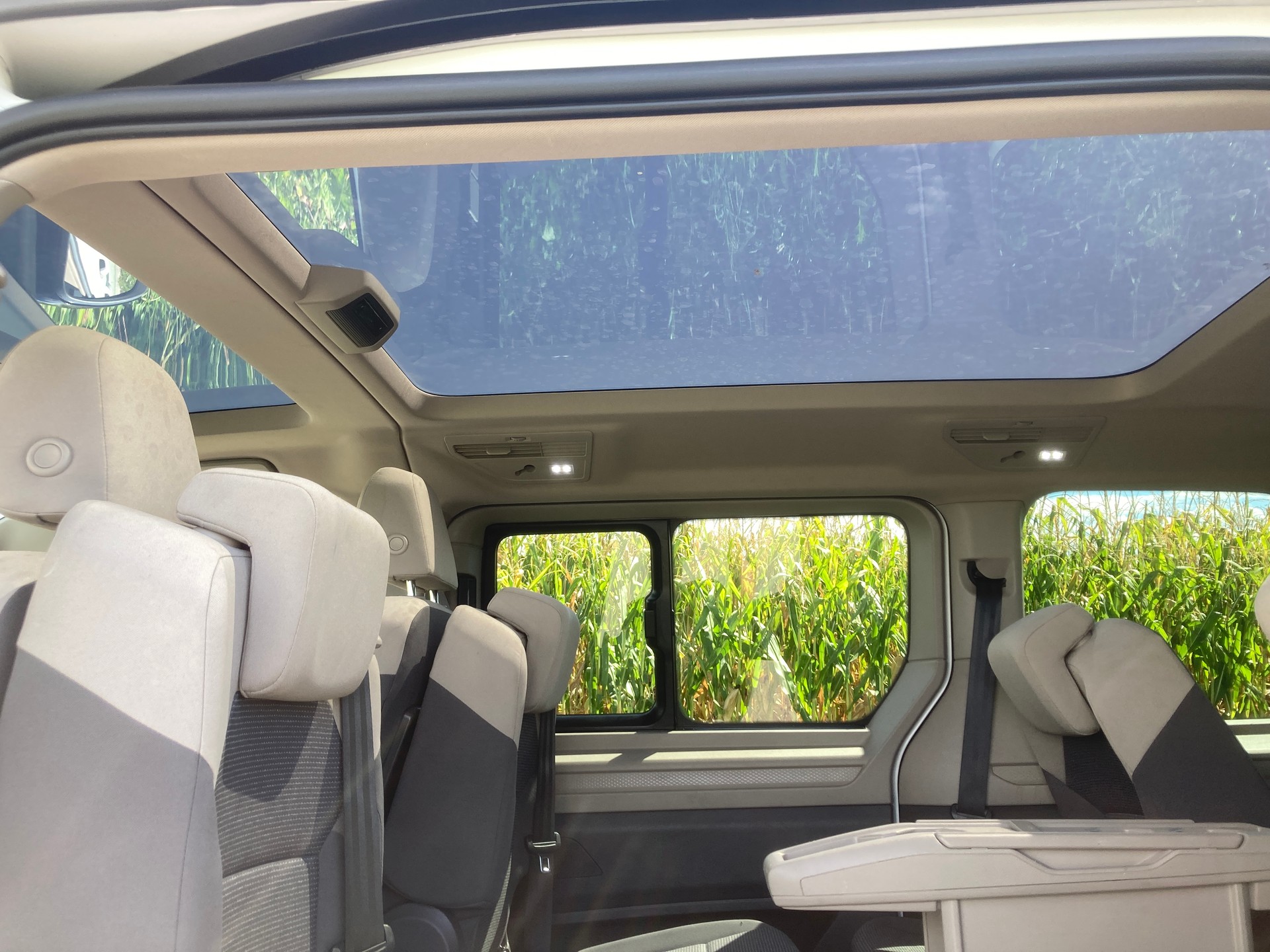 VW Multivan 1.4 eHybrid Liberty DSG mit Anhängerkupplung-image-9