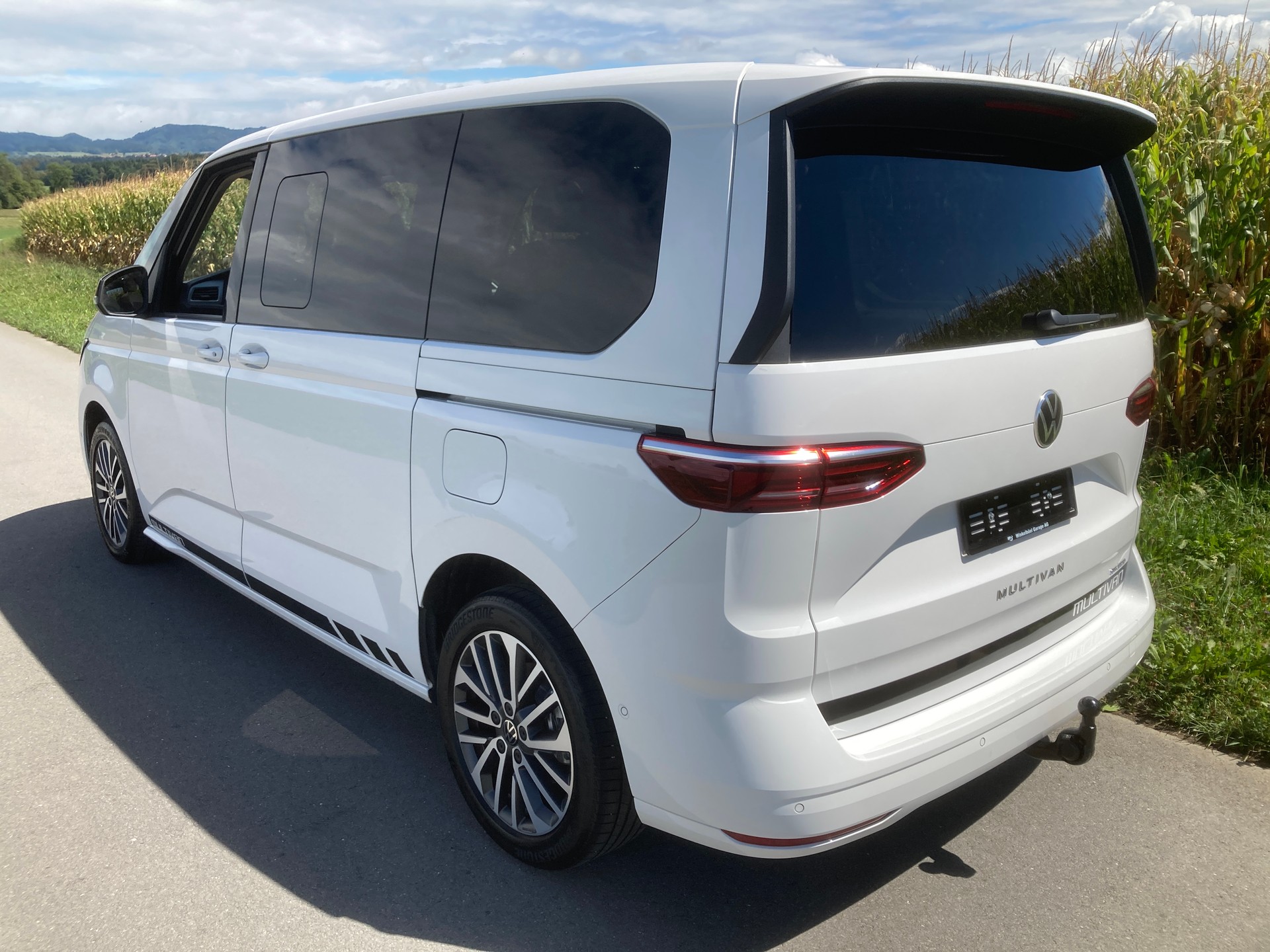 VW Multivan 1.4 eHybrid Liberty DSG mit Anhängerkupplung-image-3
