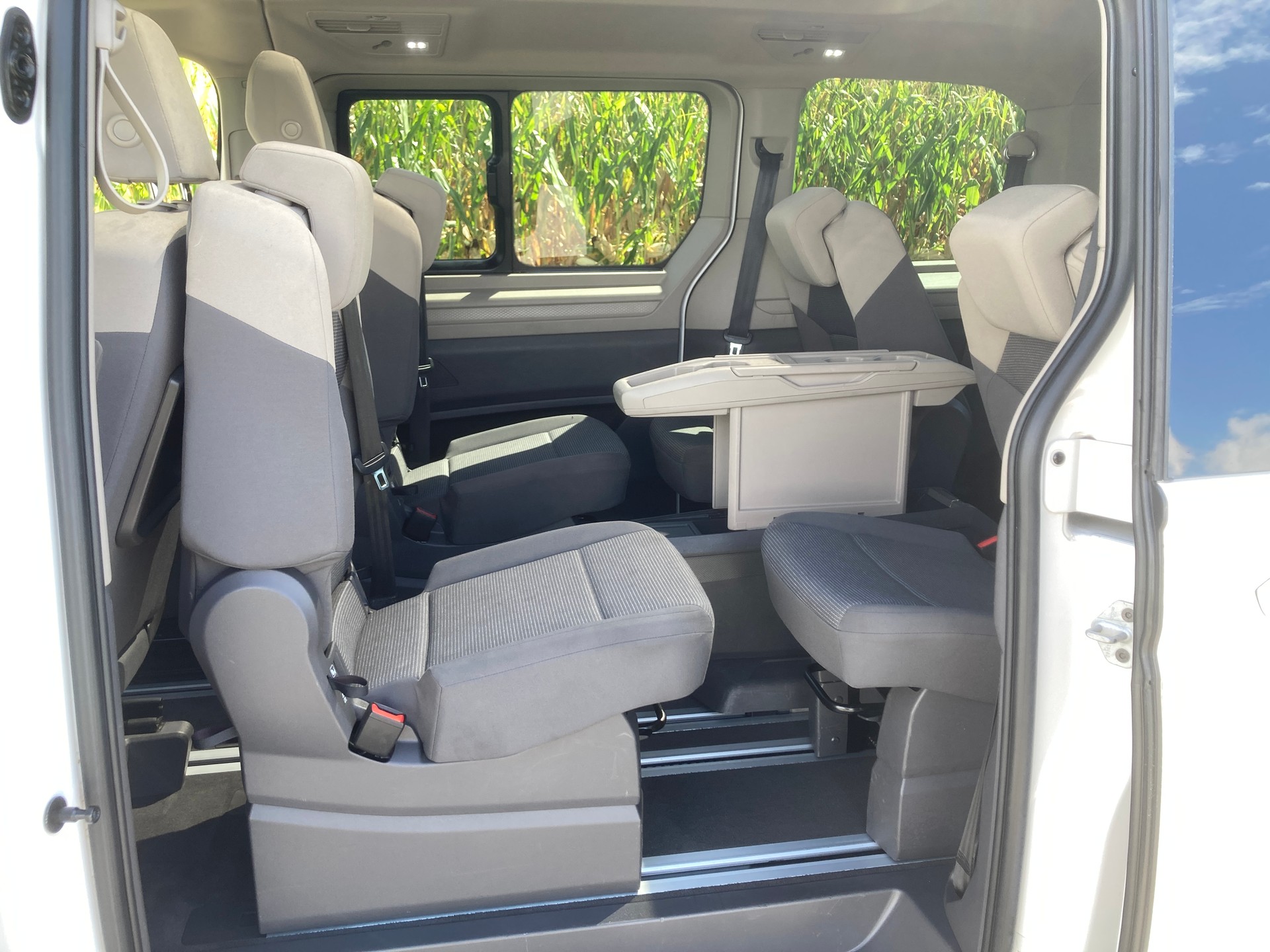 VW Multivan 1.4 eHybrid Liberty DSG mit Anhängerkupplung-image-8