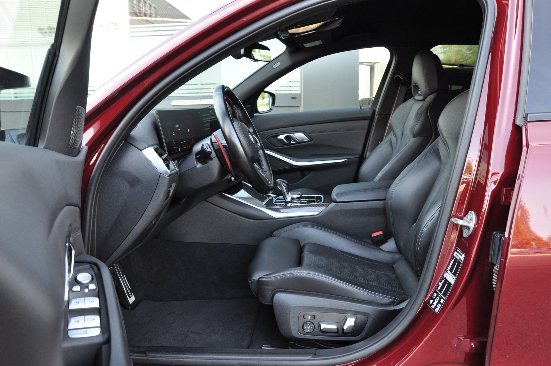 BMW M3 Touring xDrive Competition M-image-21