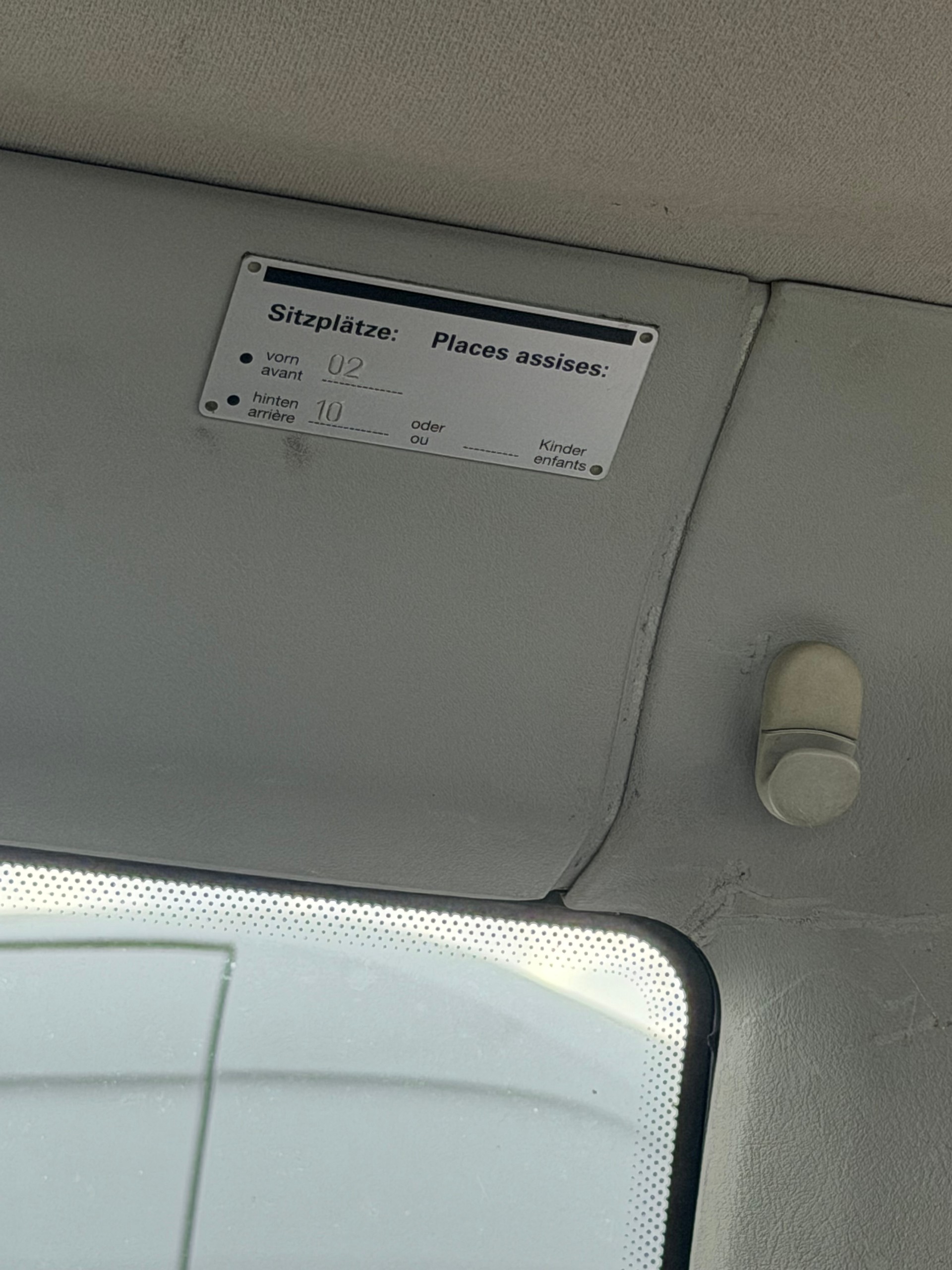 VW T4 Caravelle 2.5 ABS-image-11
