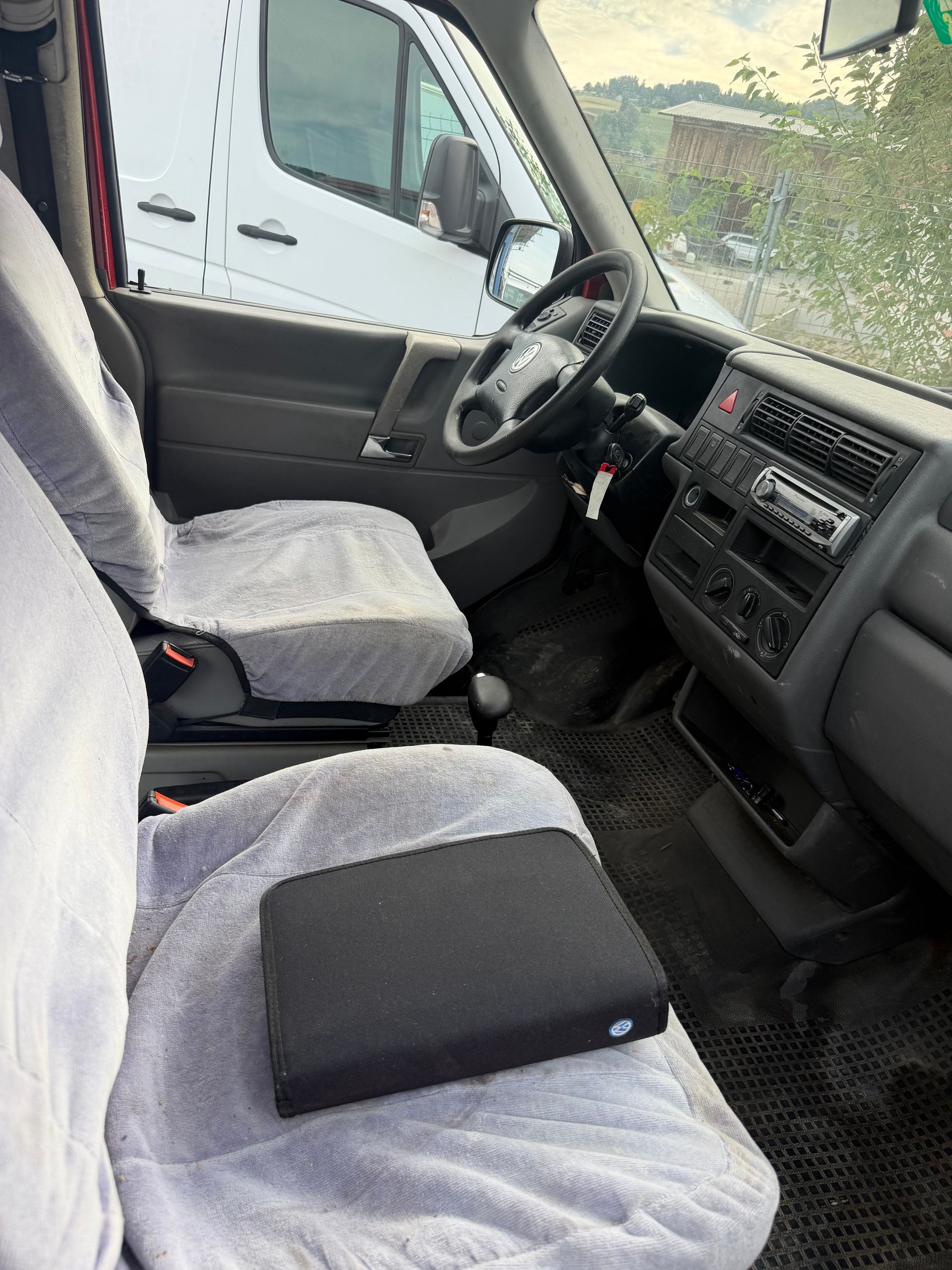 VW T4 Caravelle 2.5 ABS-image-8
