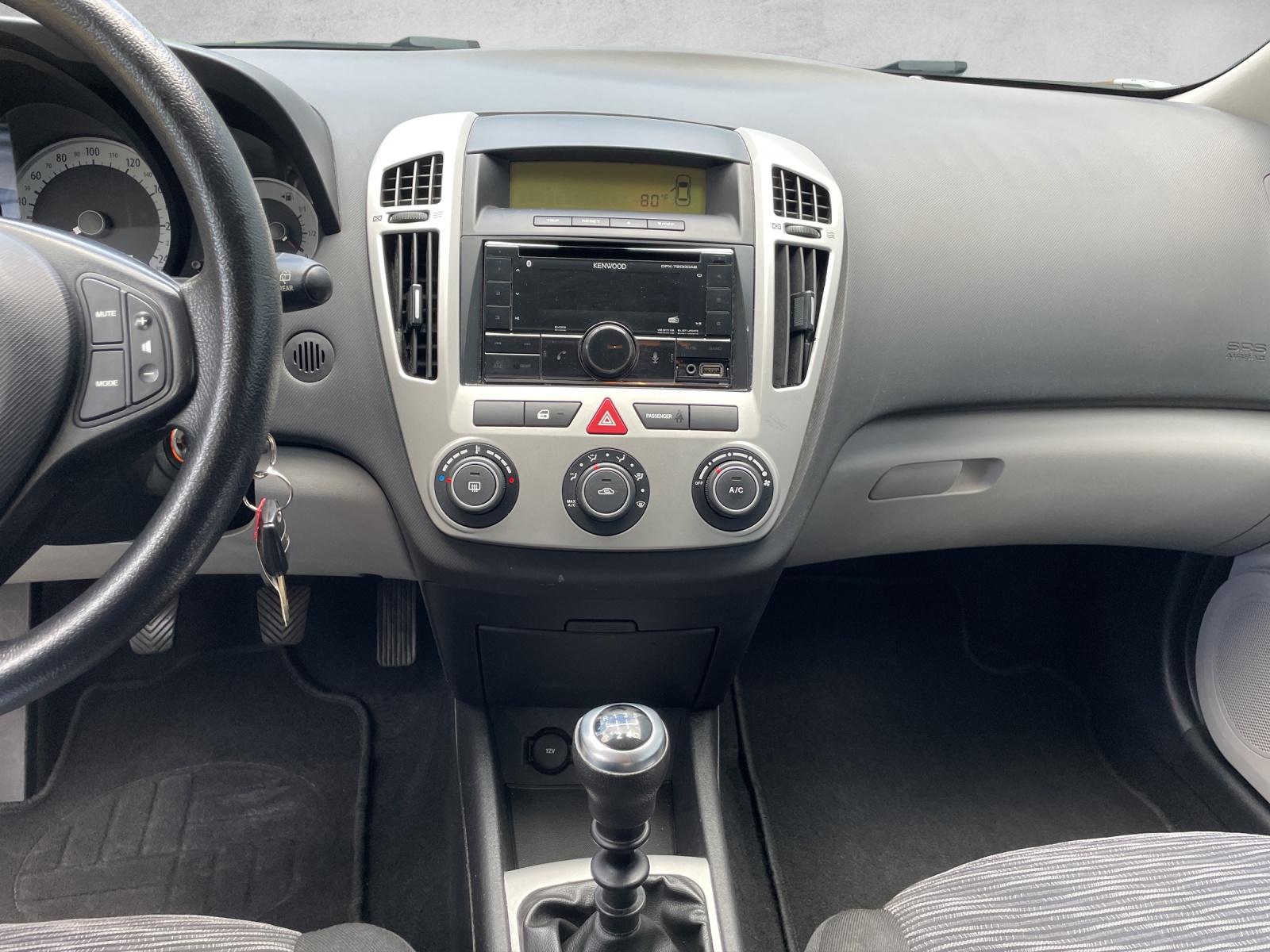 KIA Cee'd Sporty Wagon 1.4 CVVT Eco-image-12