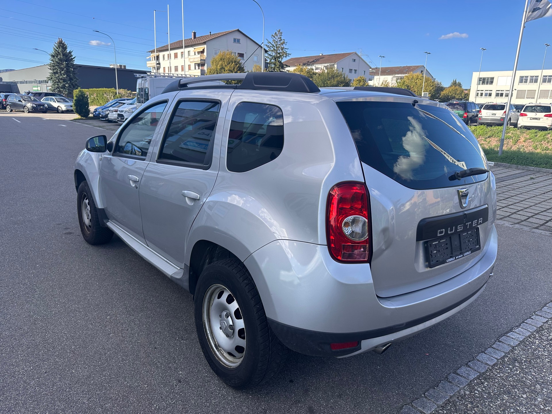 DACIA Duster 1.6 Destination 4x4-image-7