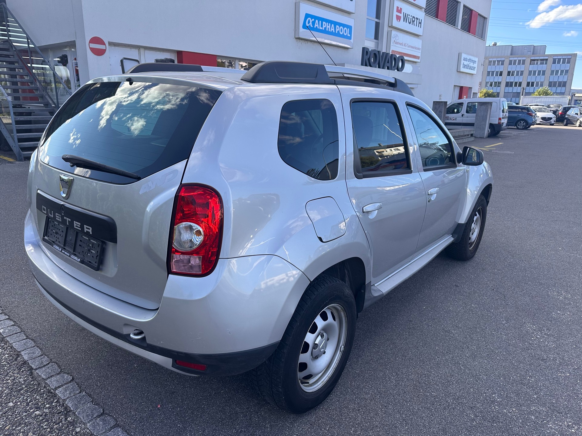 DACIA Duster 1.6 Destination 4x4-image-5