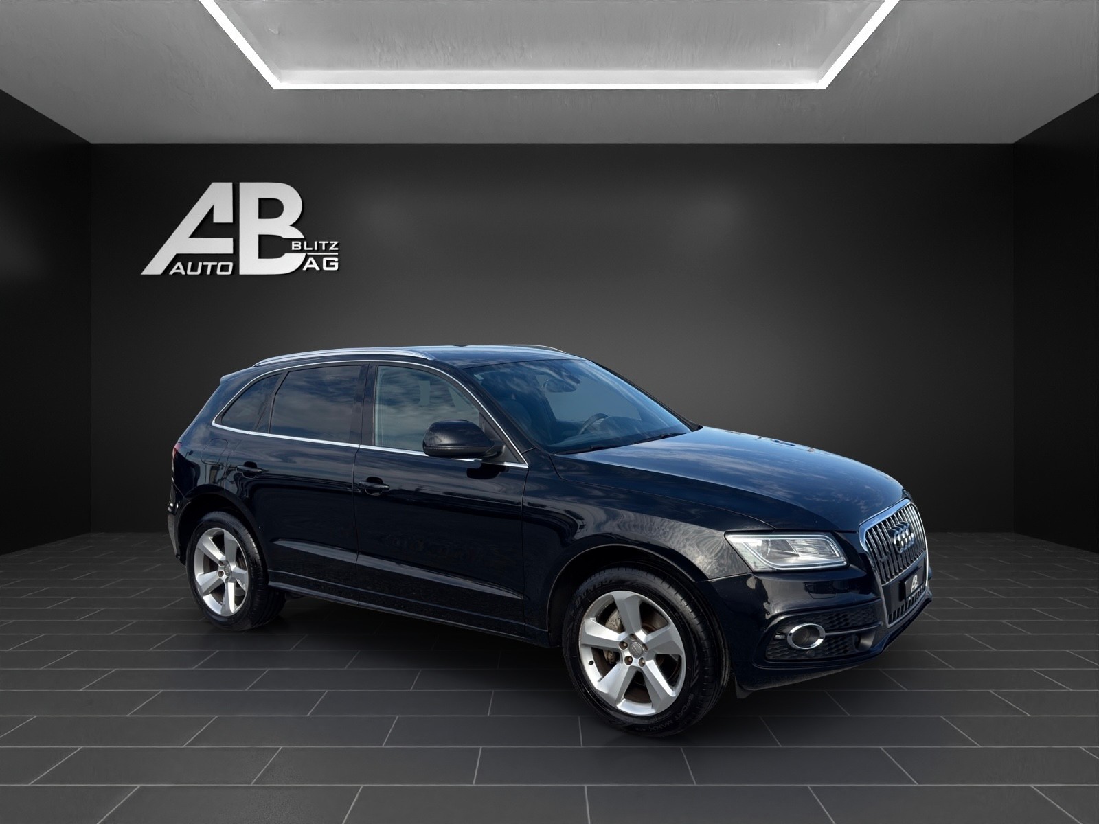 AUDI Q5 3.0 TDI S-Line quattro S-tronic mit 245 PS-image-5