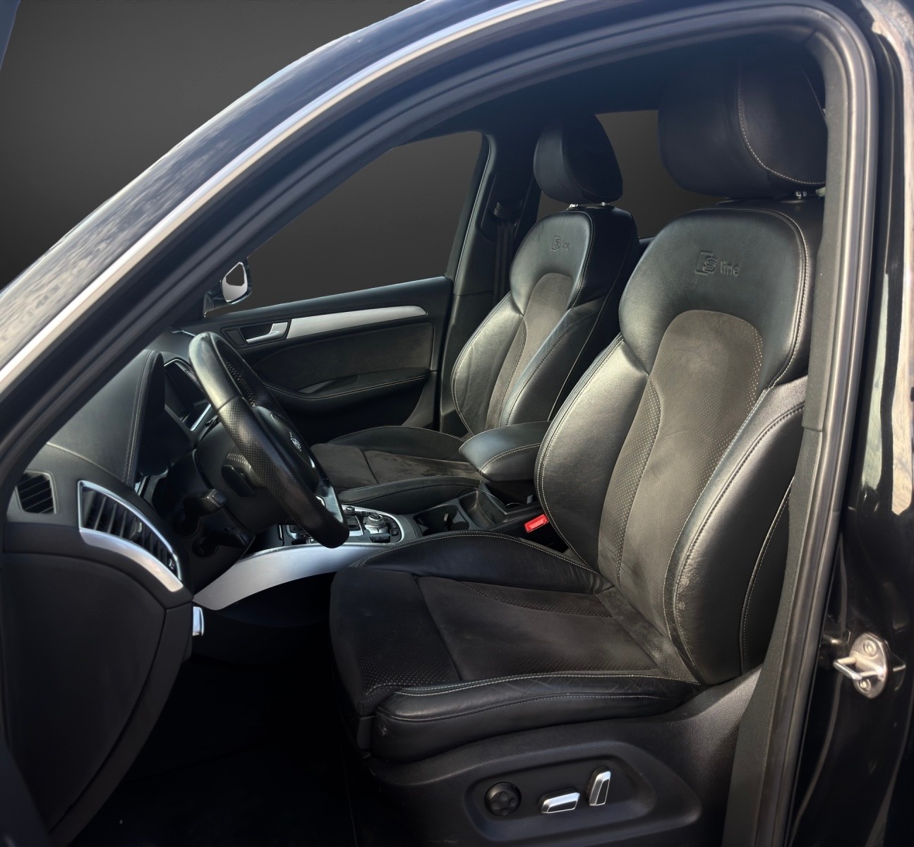 AUDI Q5 3.0 TDI S-Line quattro S-tronic mit 245 PS-image-6