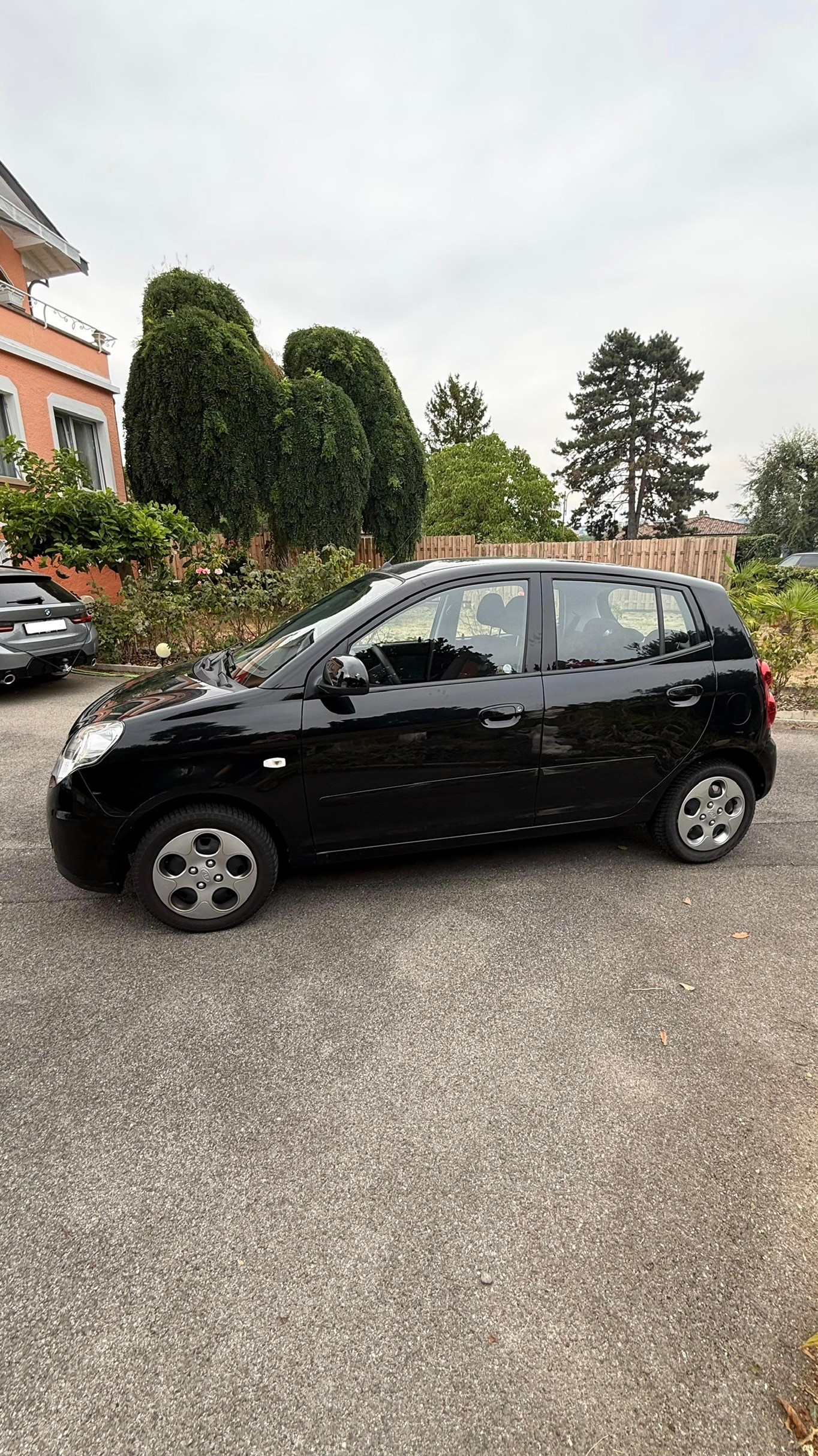 KIA 1.1 12V Trend-image-3