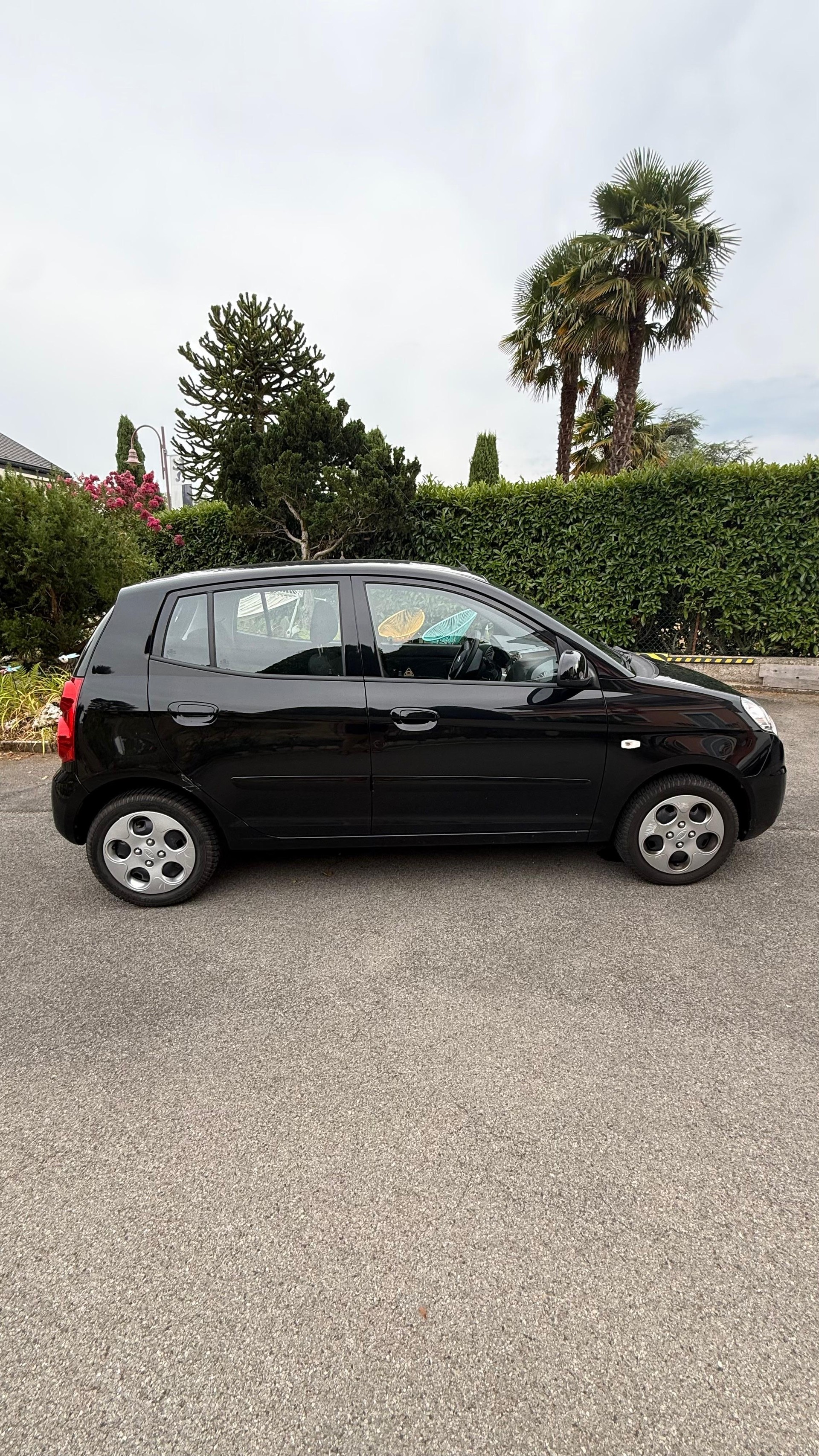 KIA 1.1 12V Trend-image-2
