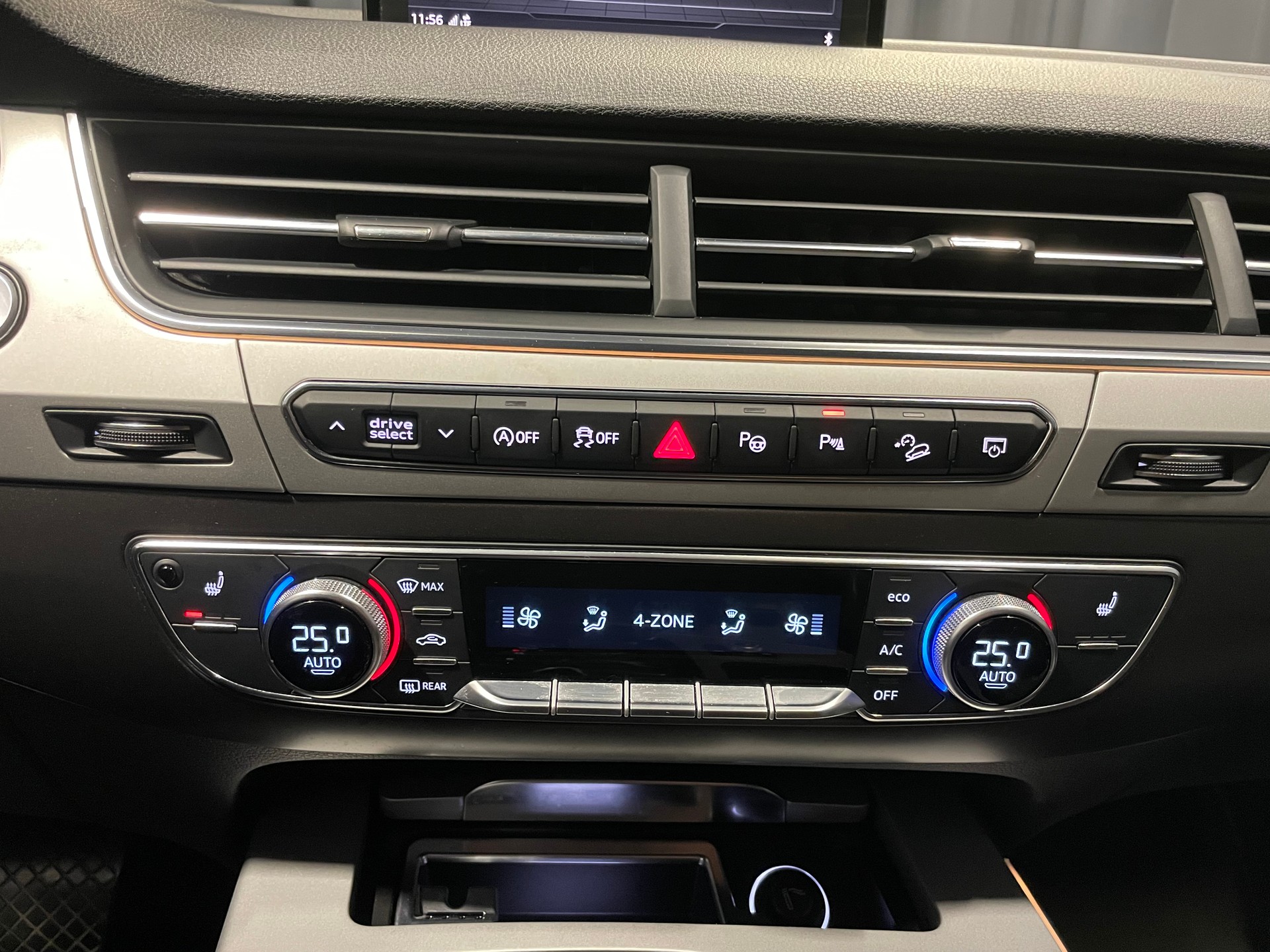 AUDI Q7 3.0 TDI quattro tiptronic S-line 7 Pl (39)-image-18
