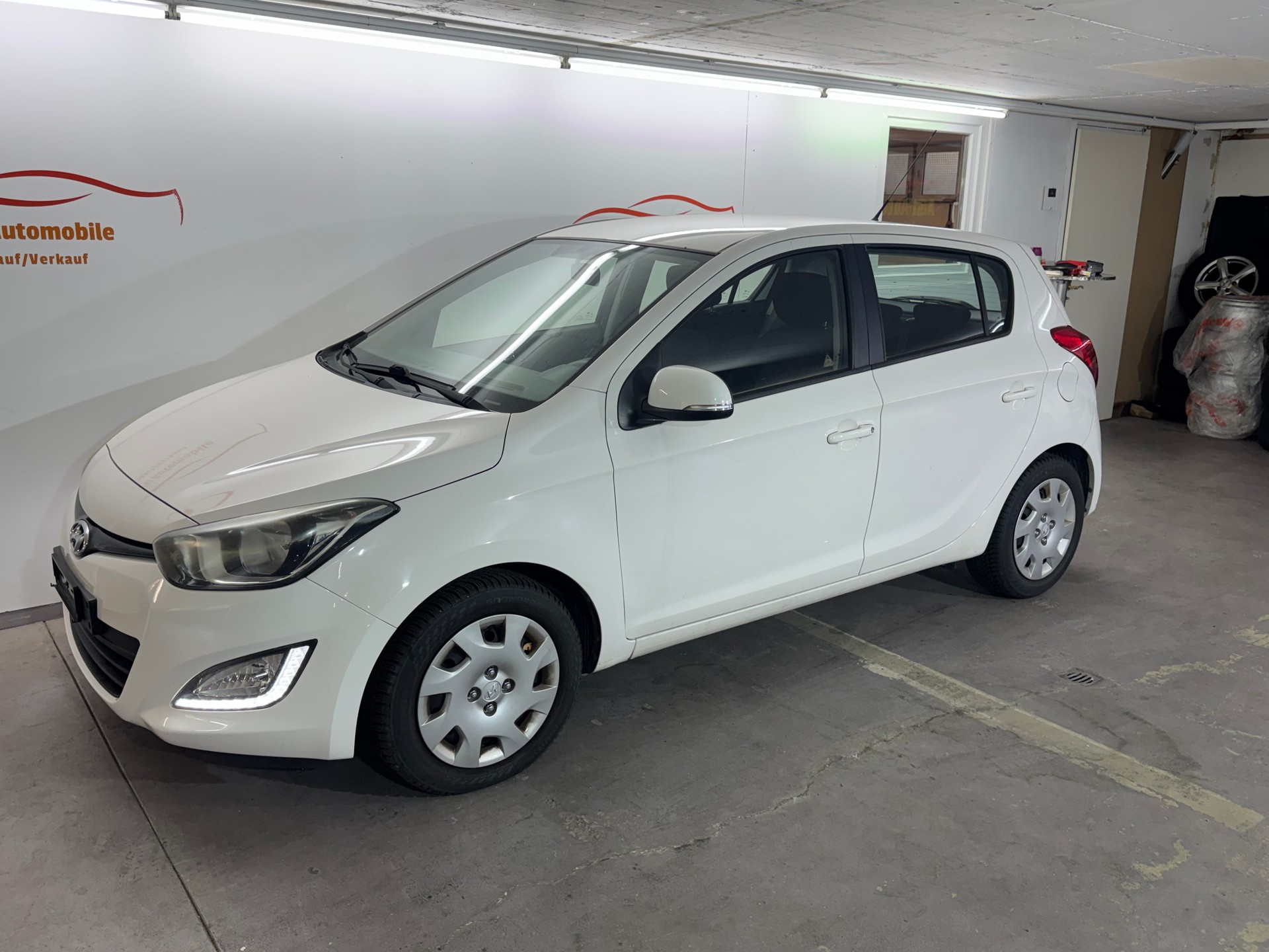 HYUNDAI i20 1.4 Style Automatic-image-0