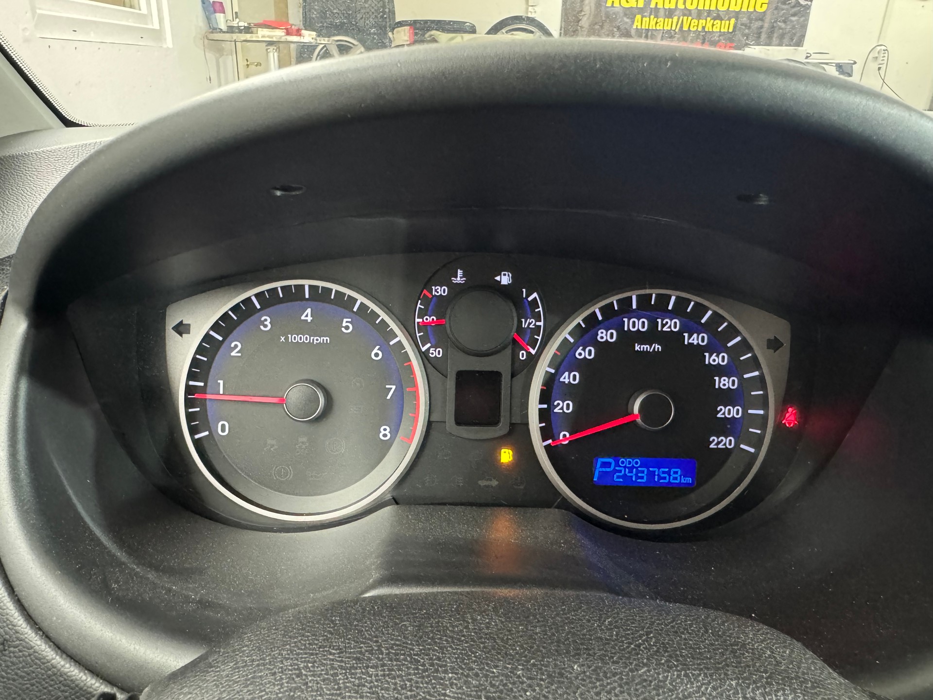 HYUNDAI i20 1.4 Style Automatic-image-11
