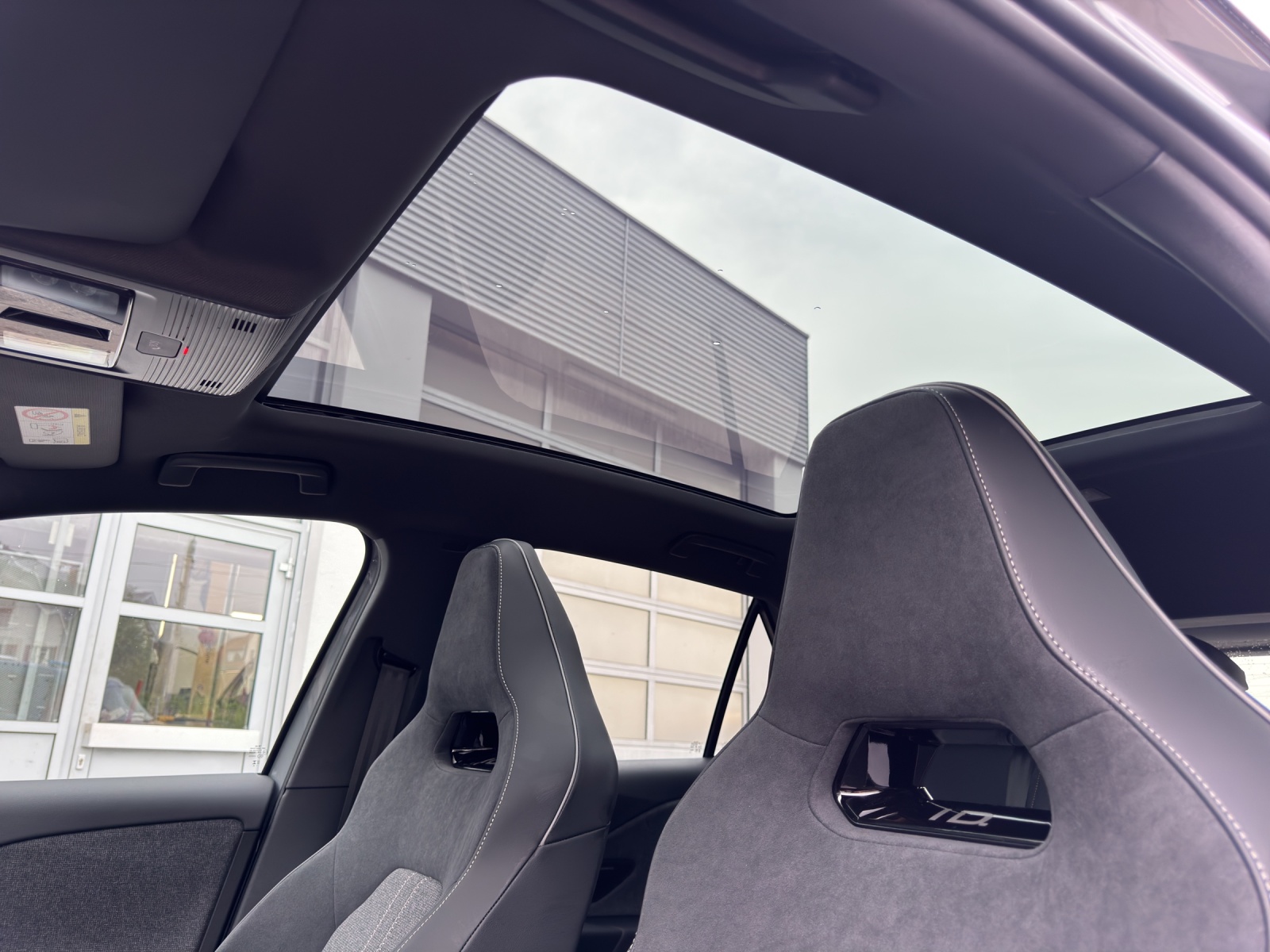 VW ID.3 Neo 79 kWh 231 PS Style-image-18