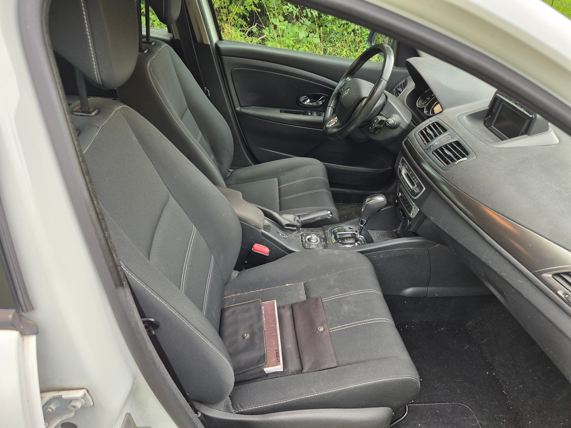 RENAULT Mégane Grandtour 1.5 dCi Bose EDC-image-6