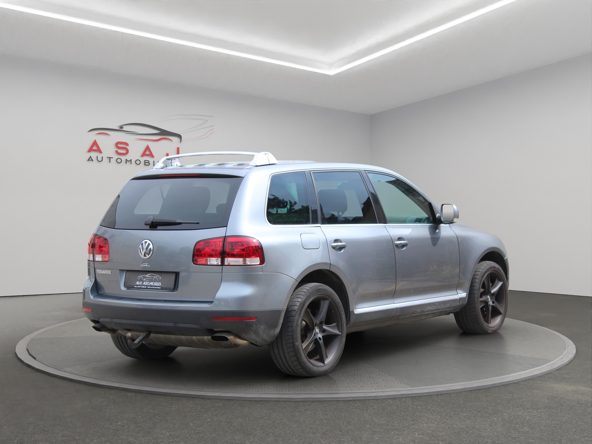 VW Touareg 5.0 TDI V10 Automatic-image-5